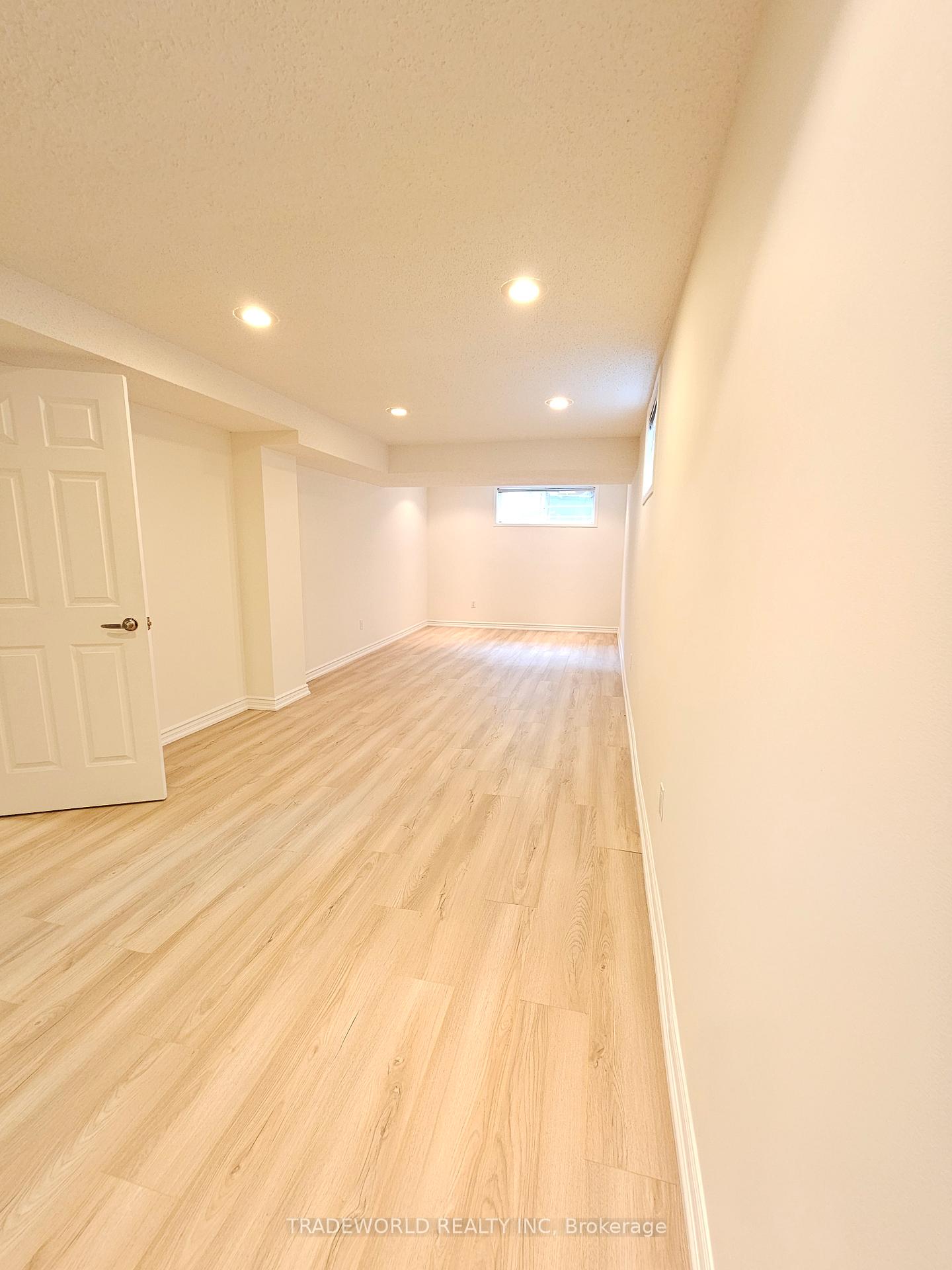 Photo 21 of 49 Livingstone Road, Markham, Thornlea — HOMEH