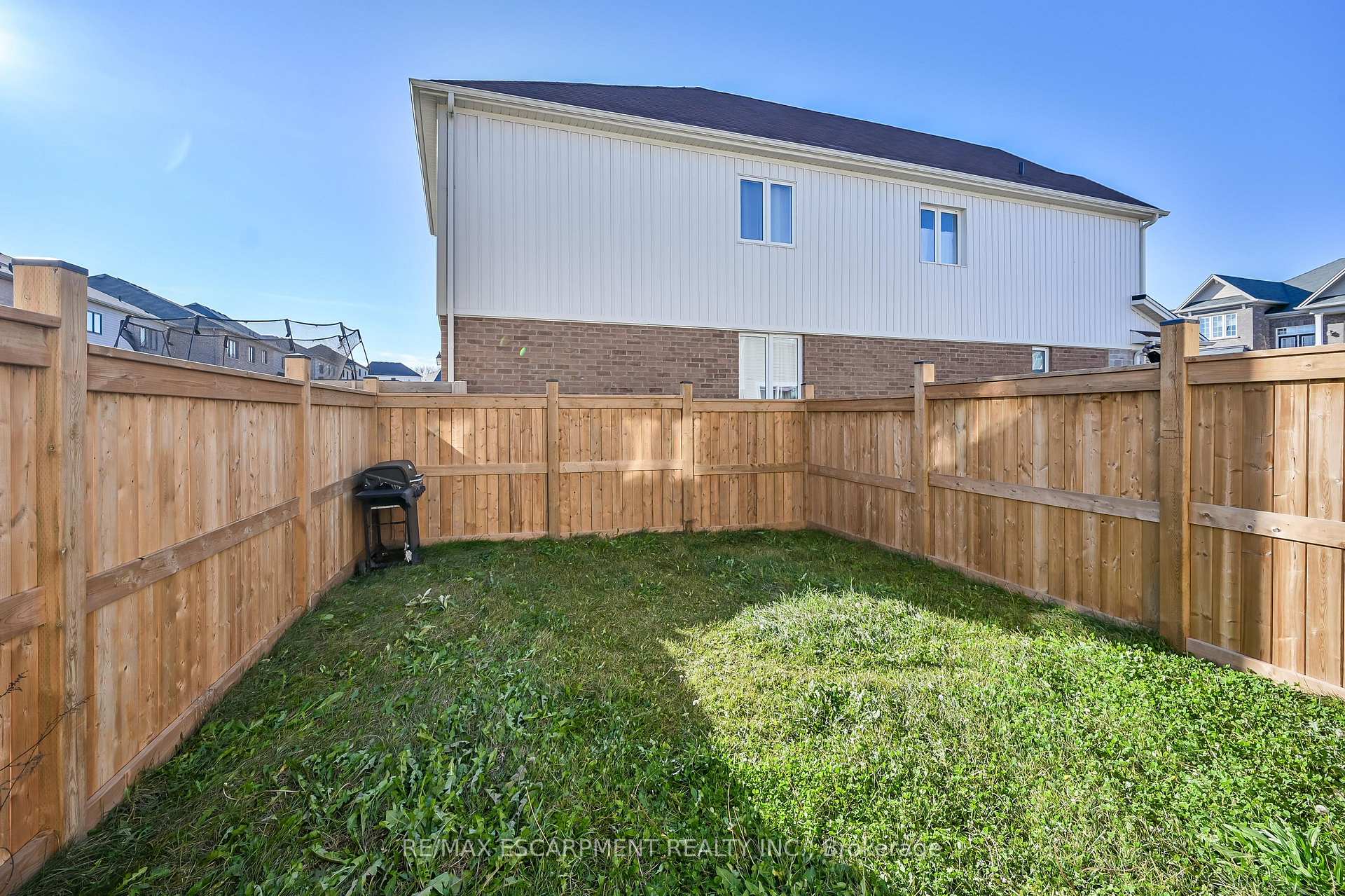 Photo 12 of 171 Thompson Road, Haldimand — HOMEH
