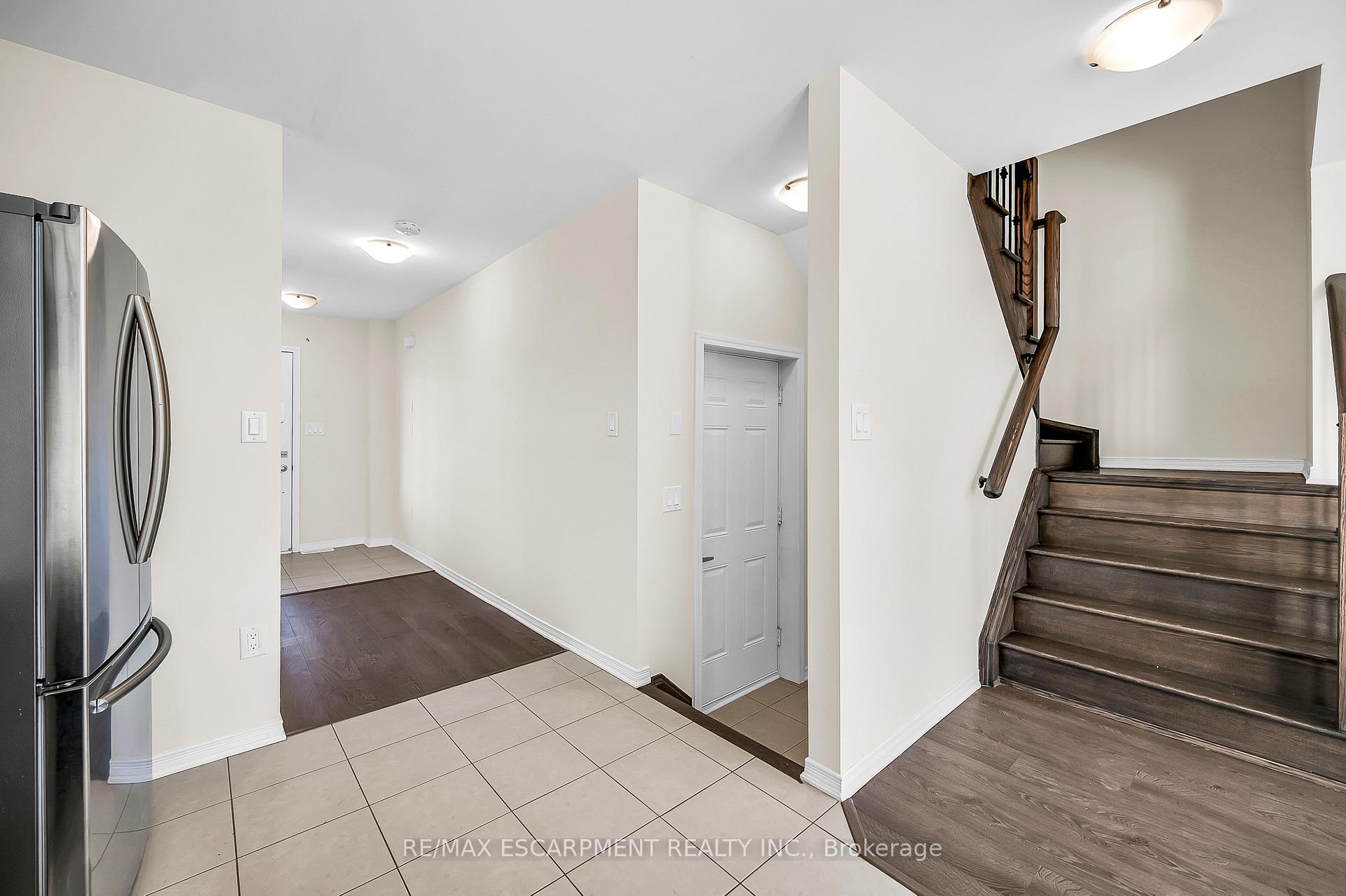 Photo 11 of 171 Thompson Road, Haldimand — HOMEH