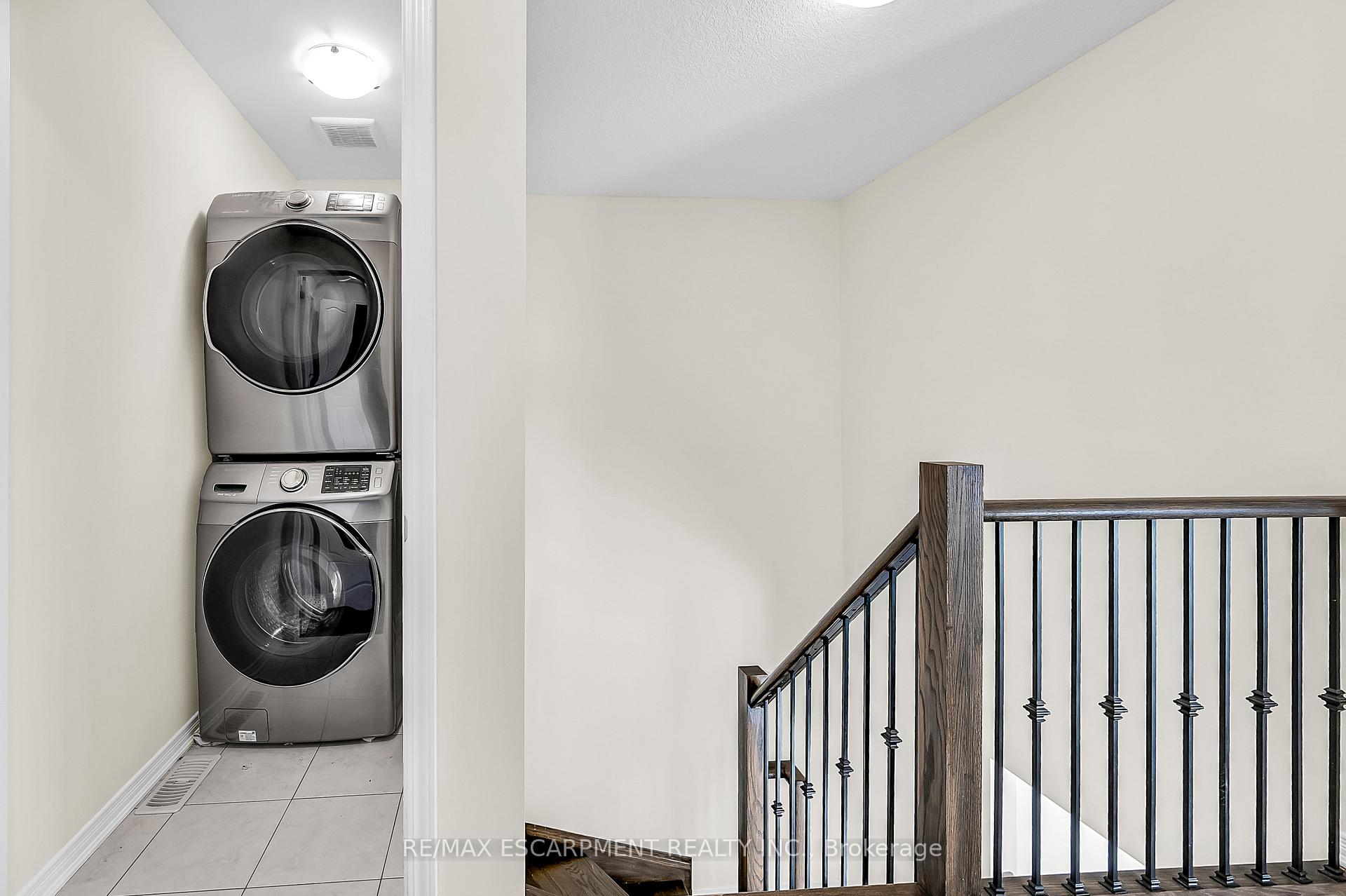 Photo 17 of 171 Thompson Road, Haldimand — HOMEH