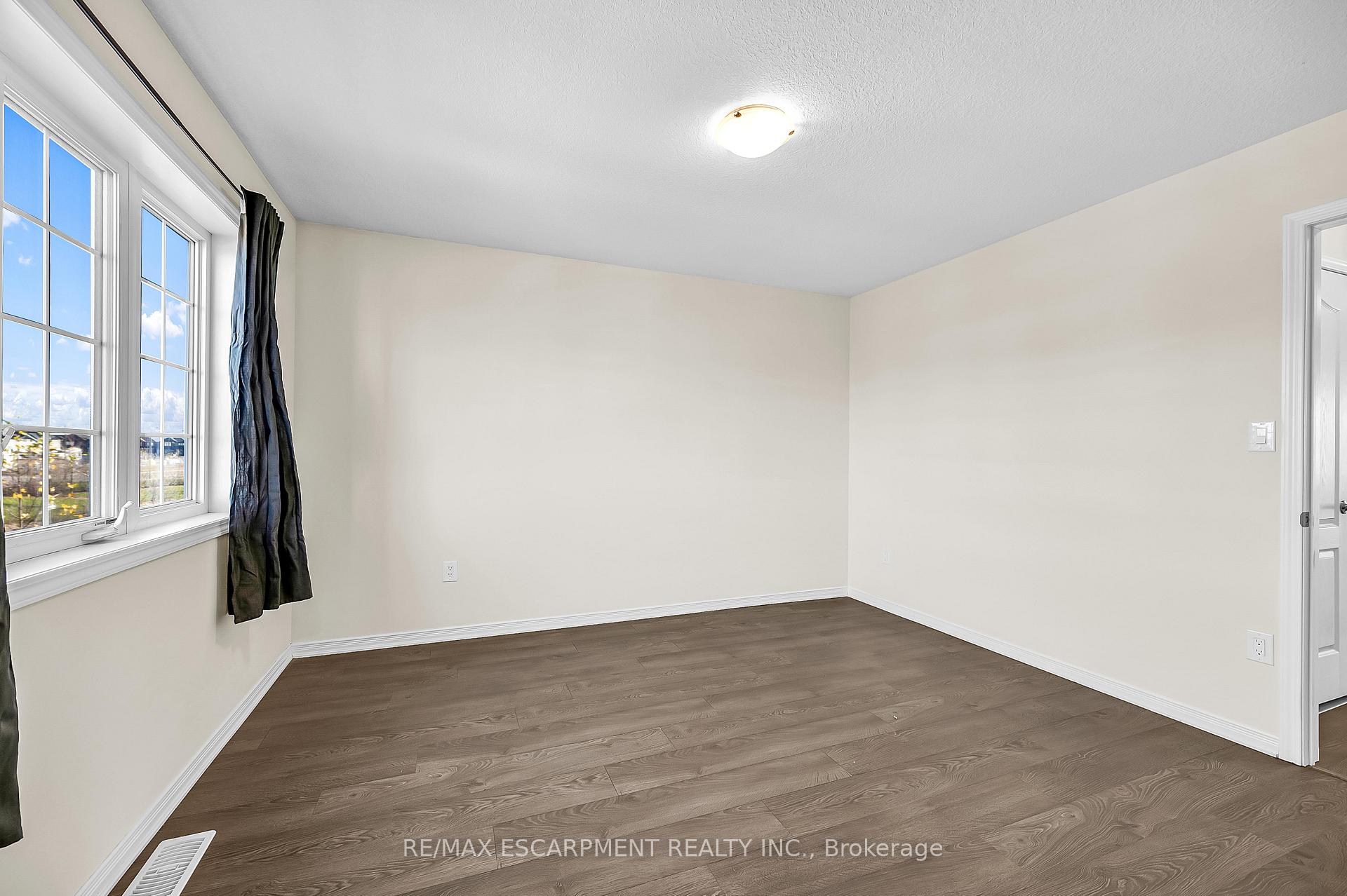 Photo 19 of 171 Thompson Road, Haldimand — HOMEH