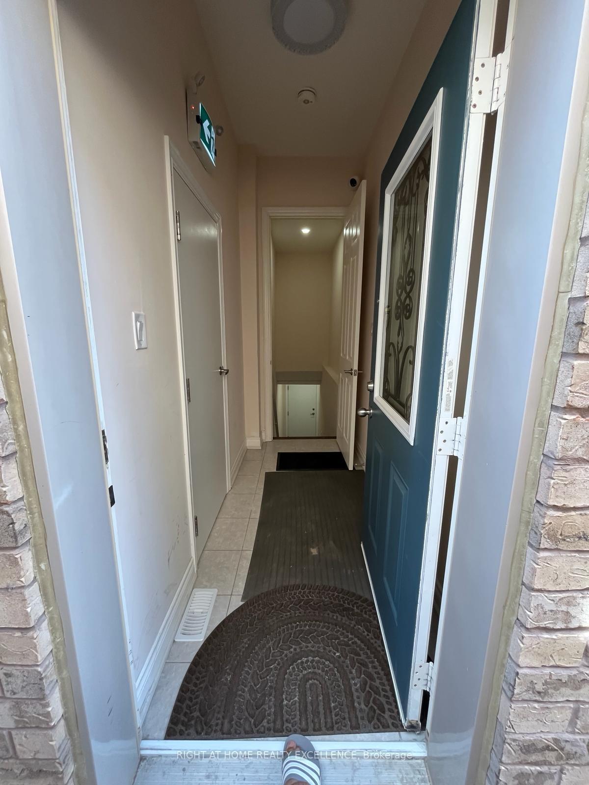 Photo 3 of Unit BSMT, 9 Falkland Road, Brampton, Toronto Gore Rural Estate — HOMEH