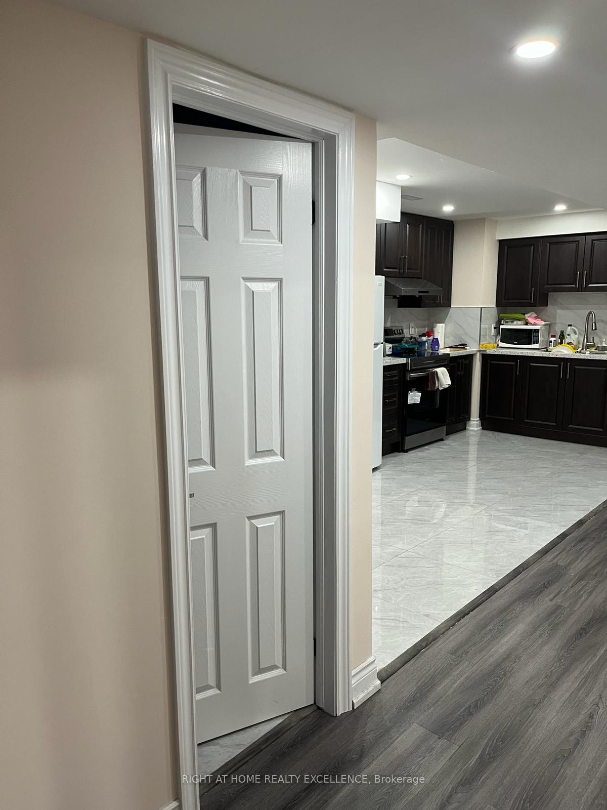Photo 7 of Unit BSMT, 9 Falkland Road, Brampton, Toronto Gore Rural Estate — HOMEH