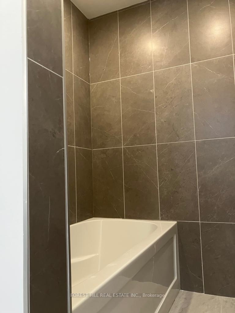 Photo 10 of Unit 4, 96 Harbord Street, Toronto, University — HOMEH