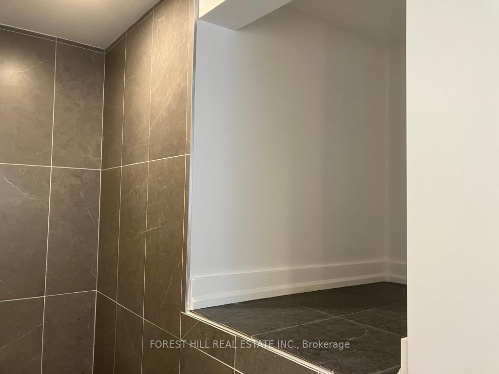 Photo 9 of Unit 4, 96 Harbord Street, Toronto, University — HOMEH