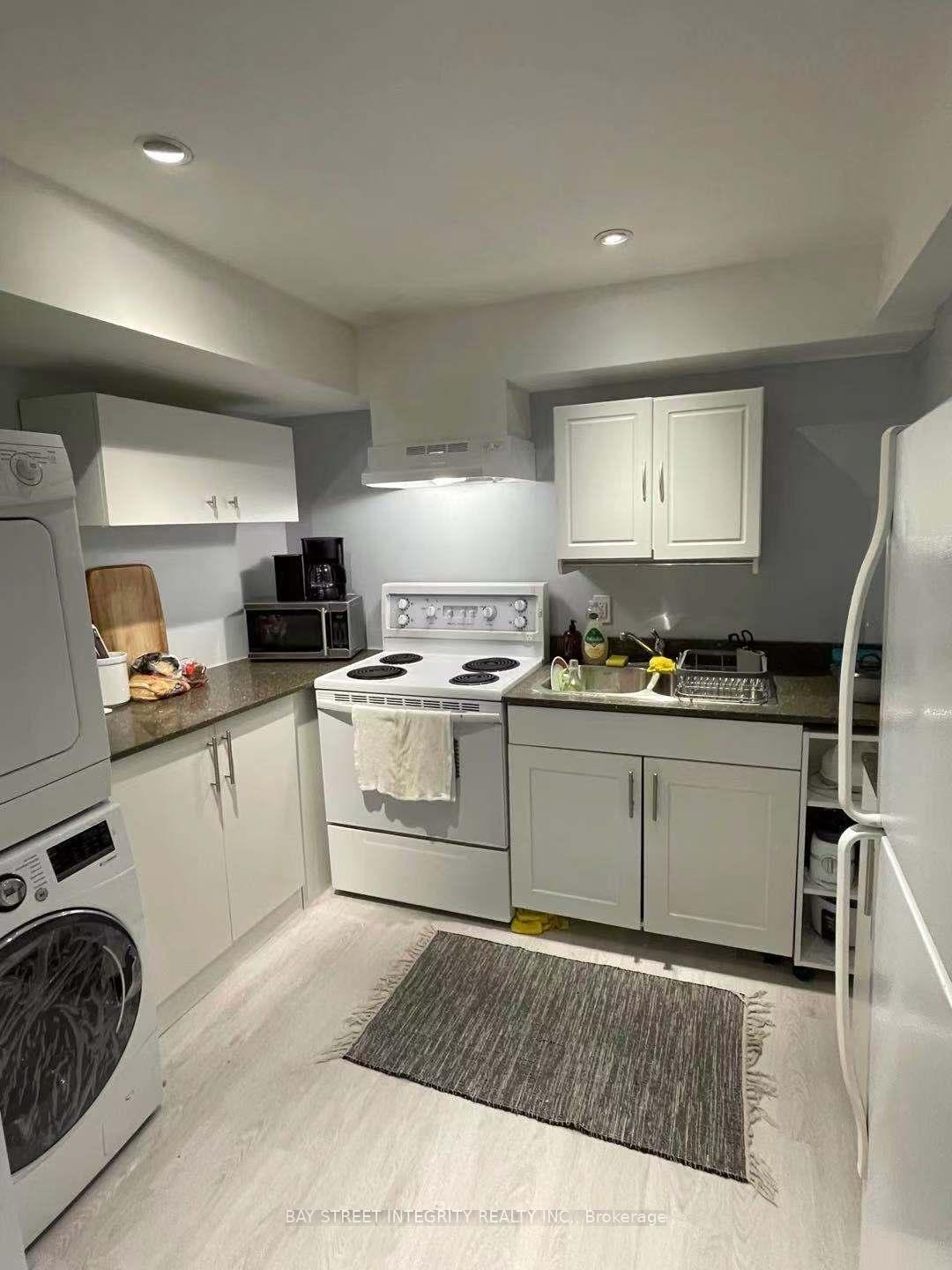 Photo 3 of Unit Bsmt, 18 Elizabeth Street, Barrie, Ardagh — HOMEH