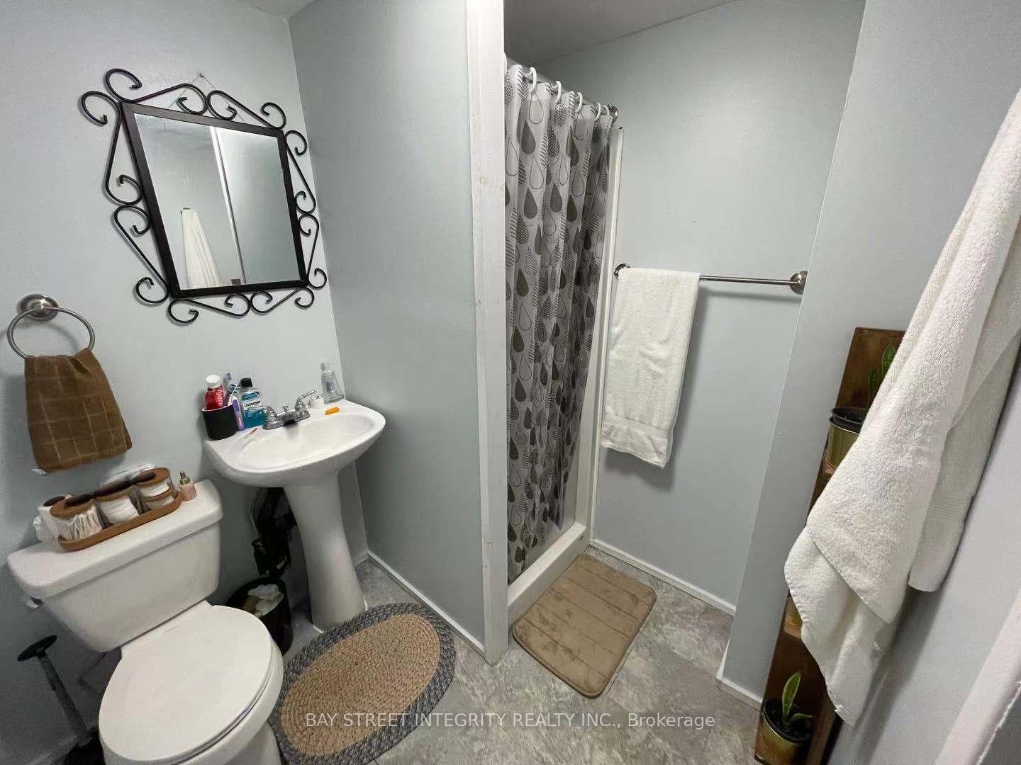 Photo 5 of Unit Bsmt, 18 Elizabeth Street, Barrie, Ardagh — HOMEH