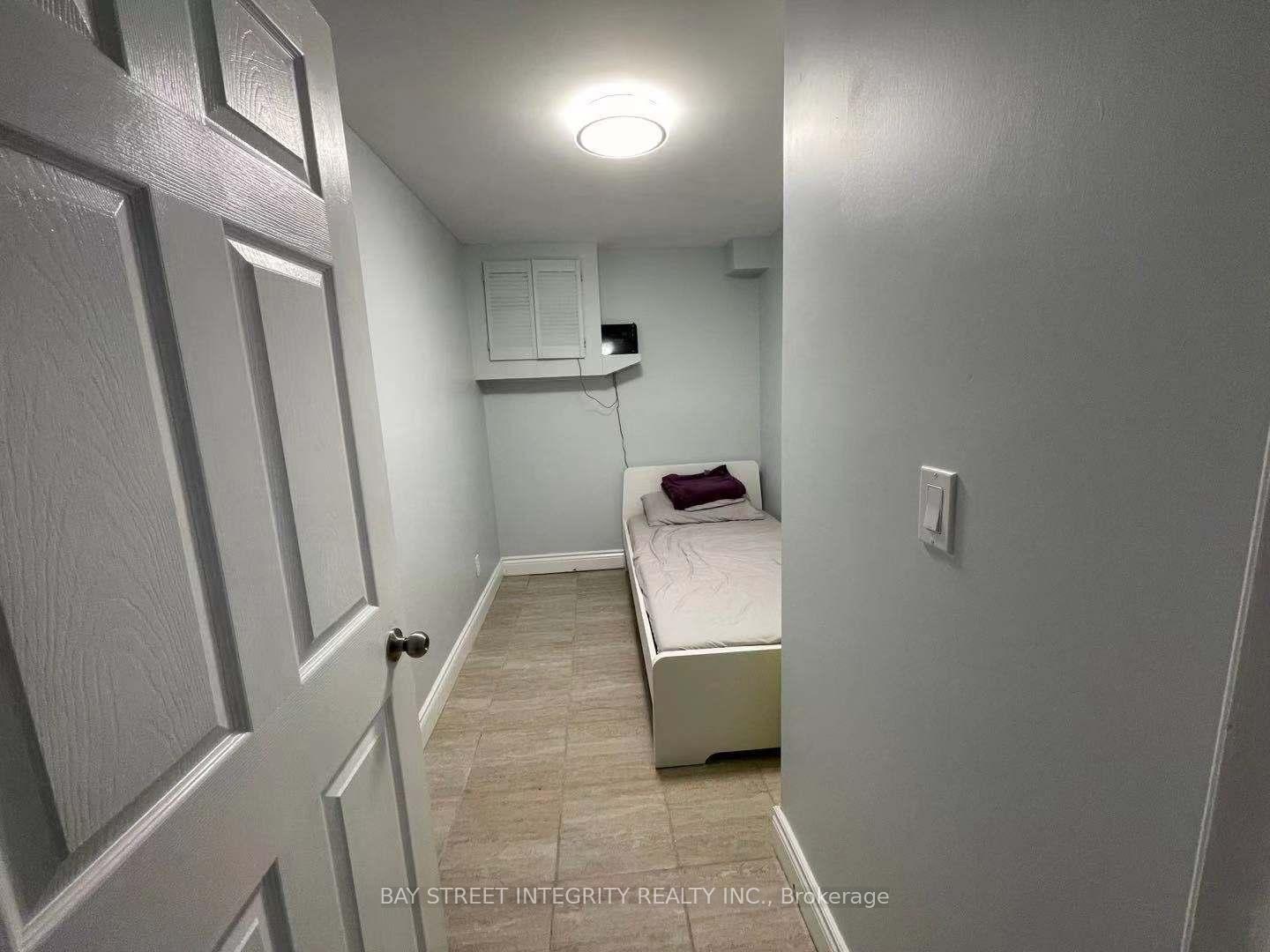 Photo 7 of Unit Bsmt, 18 Elizabeth Street, Barrie, Ardagh — HOMEH