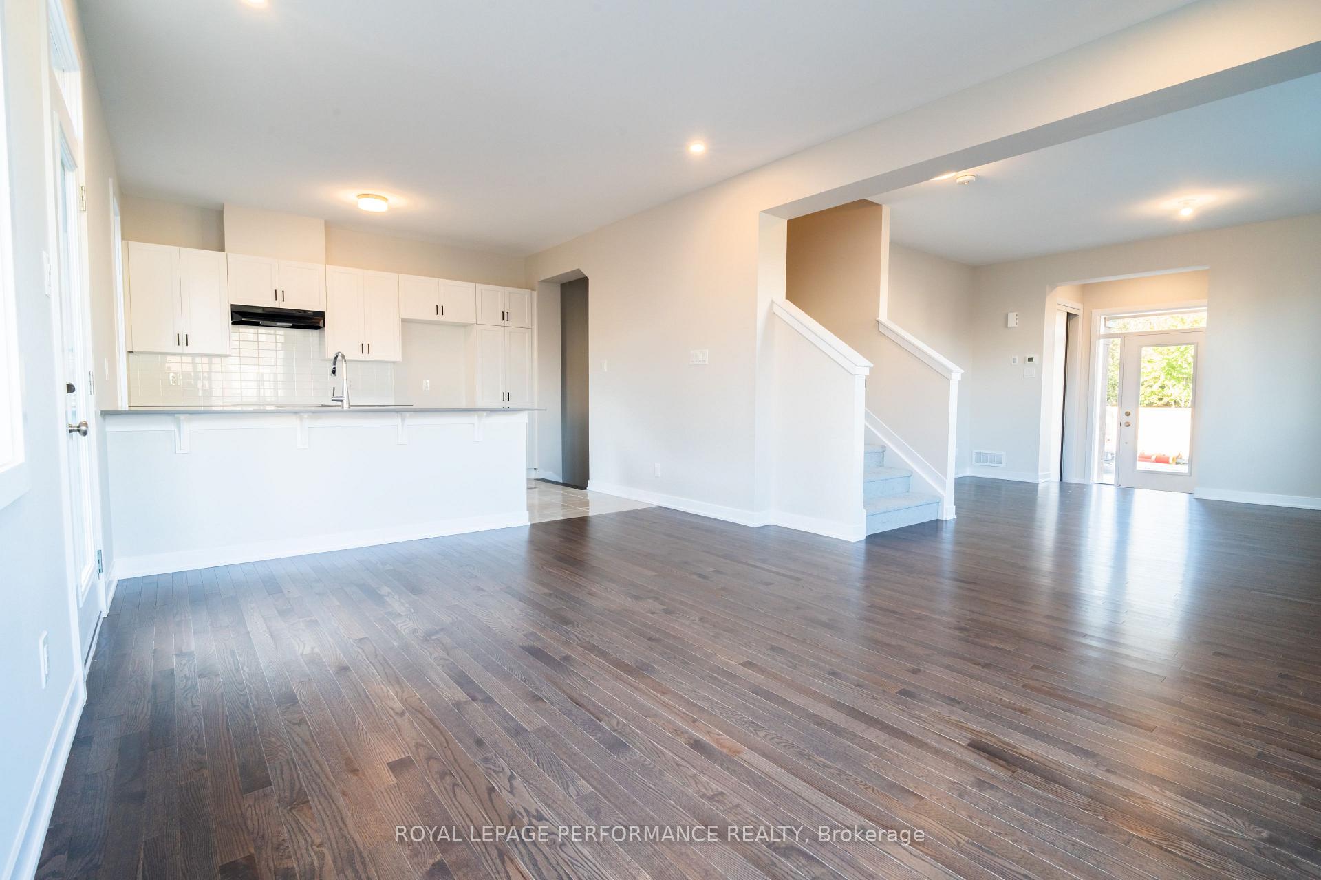 Photo 2 of 501 Marcato Lane, Ottawa, Mer Bleue/Bradley Estates/Anderson Park — HOMEH