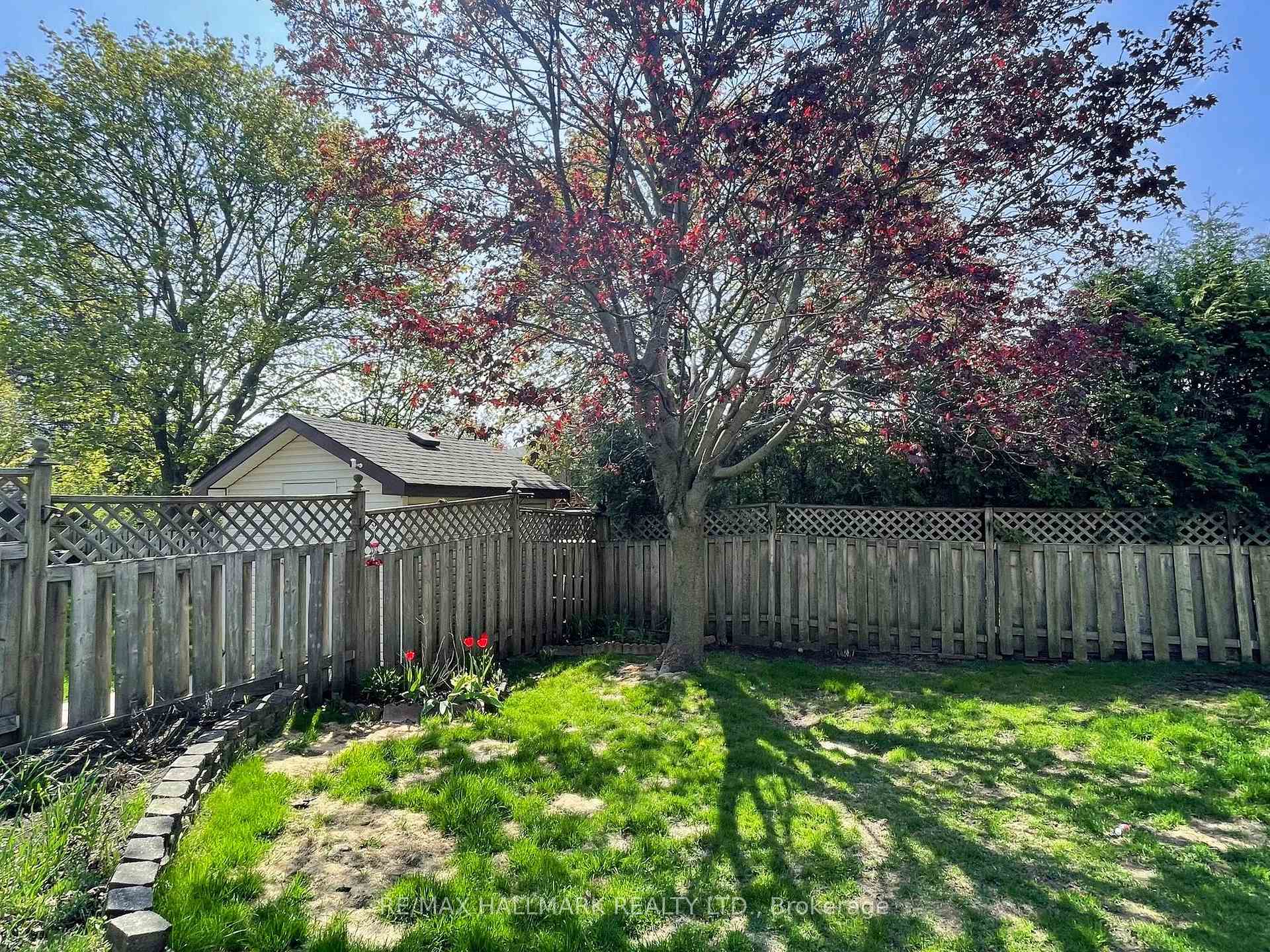 Photo 46 of 3 Cherry Blossom Crescent, Clarington, Courtice — HOMEH