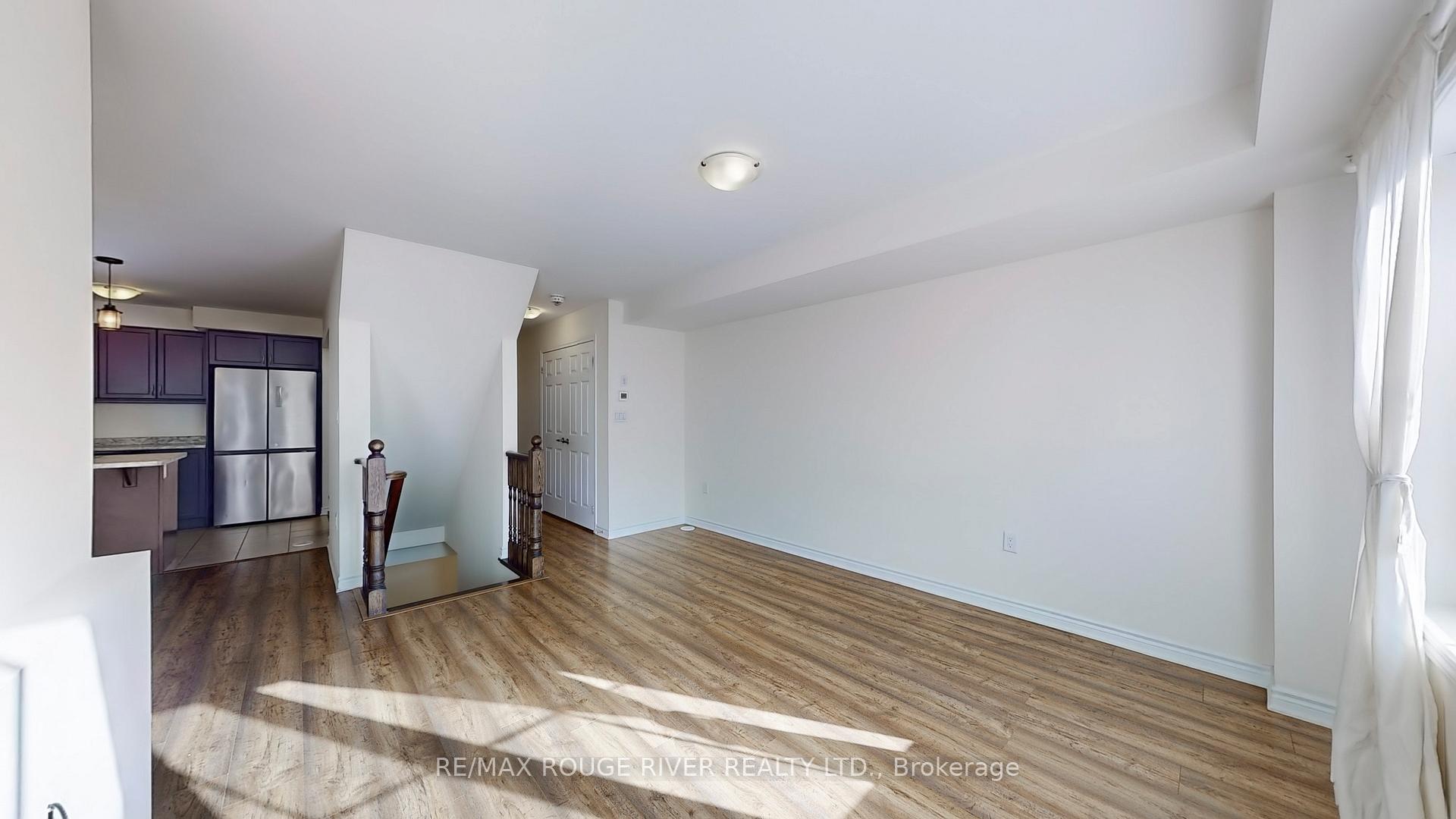Photo 9 of 1056 Clipper Lane, Pickering, Rural Pickering — HOMEH