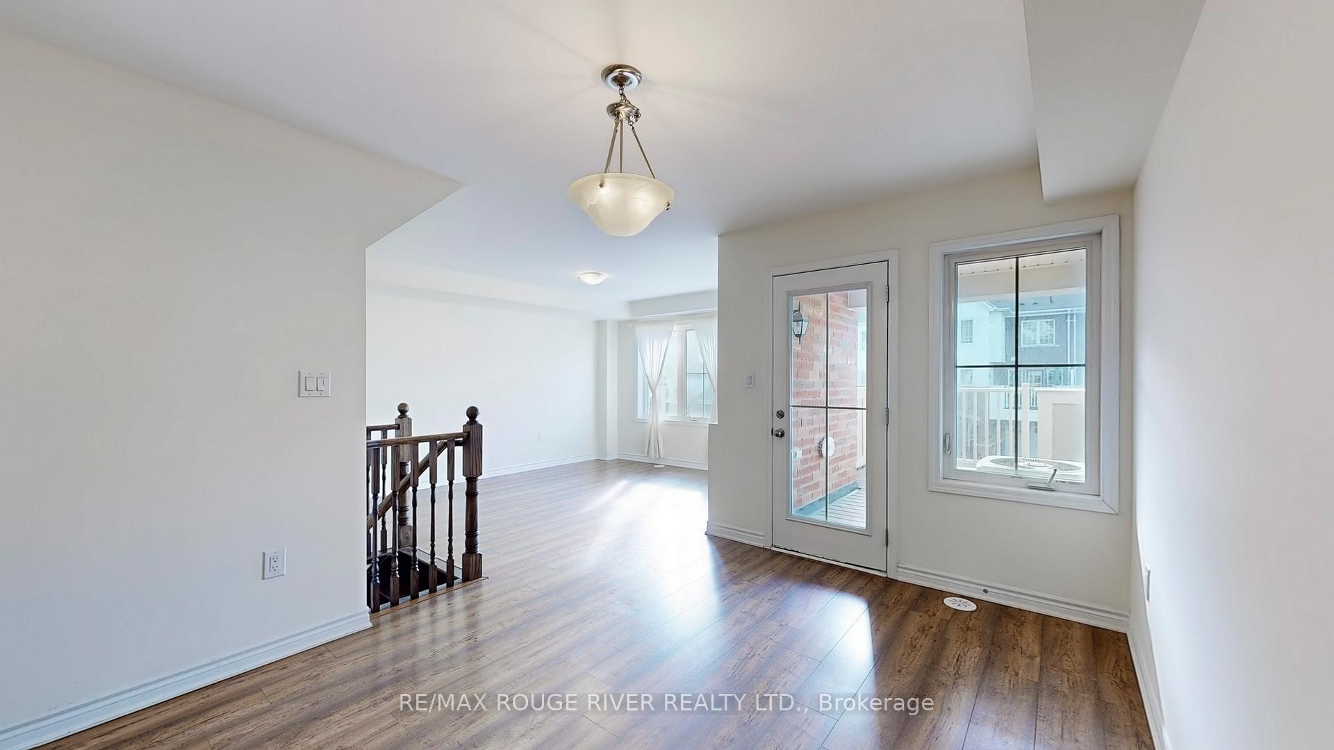 Photo 11 of 1056 Clipper Lane, Pickering, Rural Pickering — HOMEH