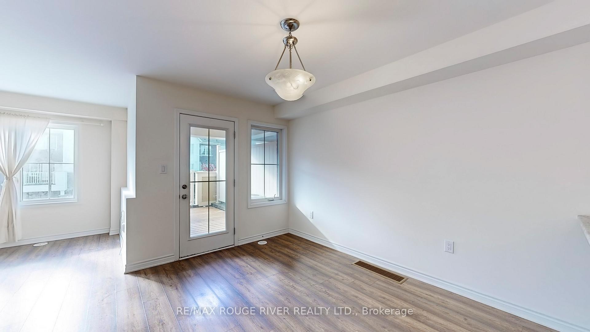 Photo 13 of 1056 Clipper Lane, Pickering, Rural Pickering — HOMEH
