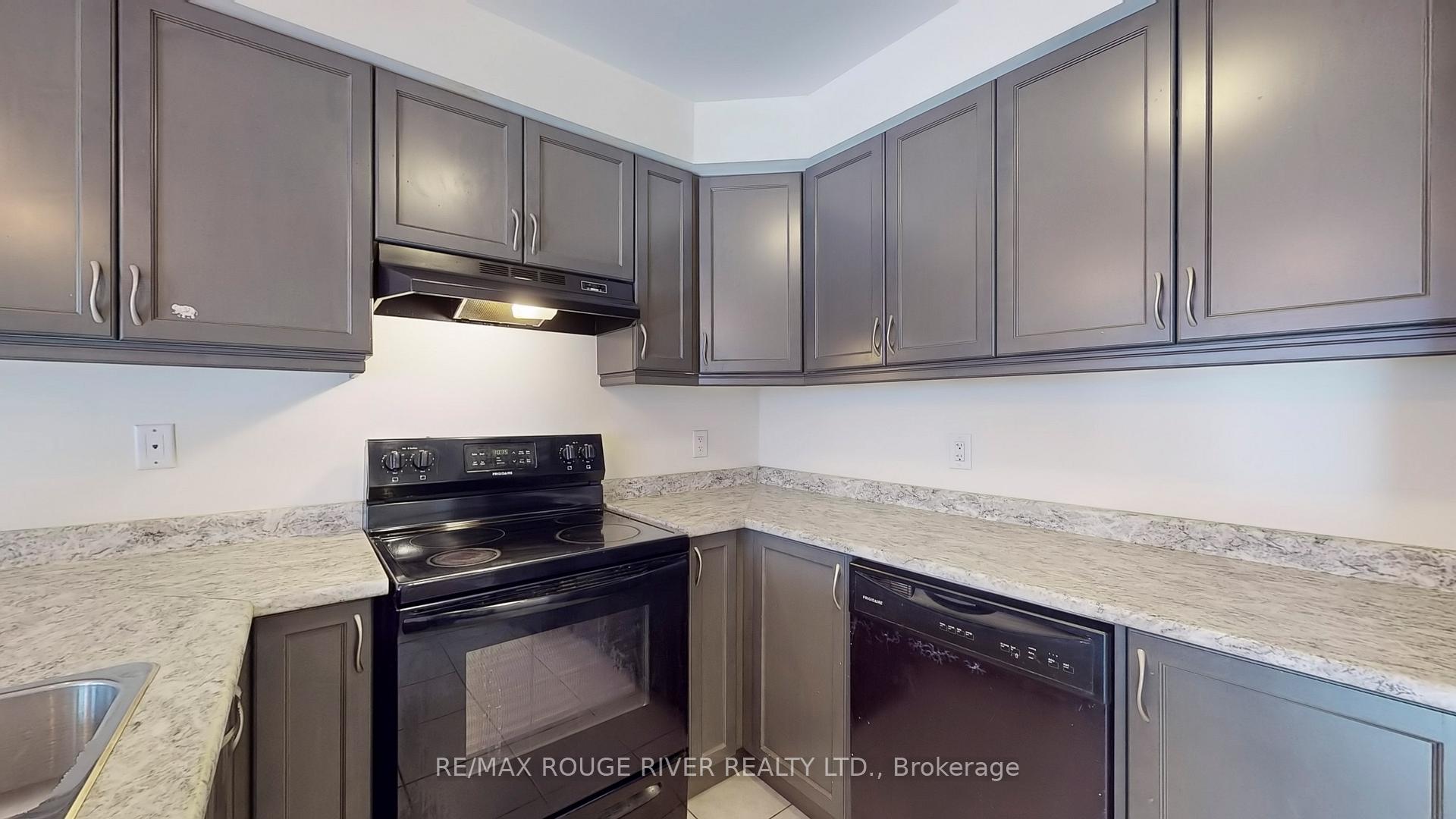 Photo 18 of 1056 Clipper Lane, Pickering, Rural Pickering — HOMEH
