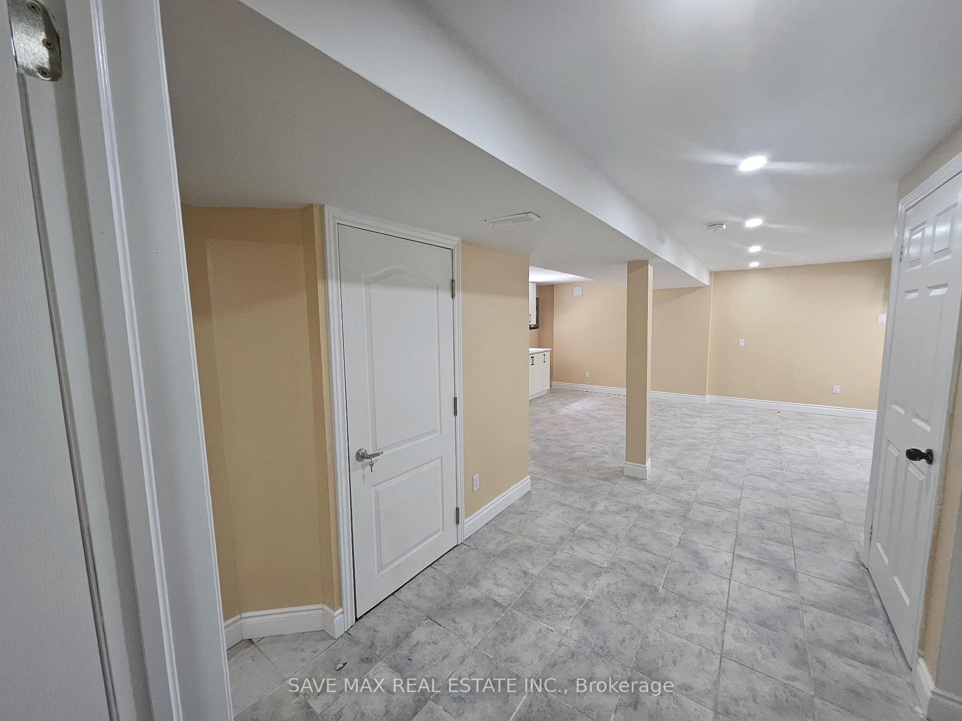 Photo 4 of Unit Basement, 75 Fountainbridge Drive, Caledon, Bolton East — HOMEH