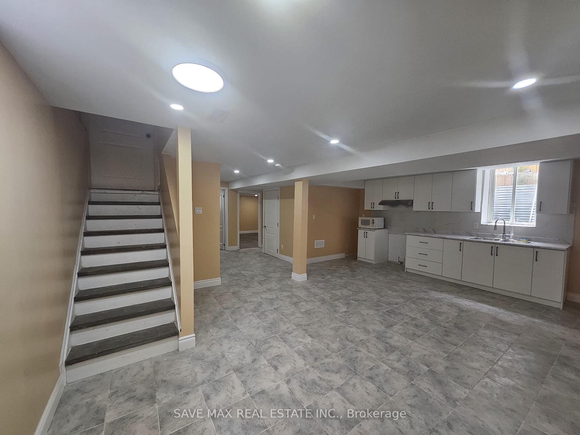 Photo 12 of Unit Basement, 75 Fountainbridge Drive, Caledon, Bolton East — HOMEH