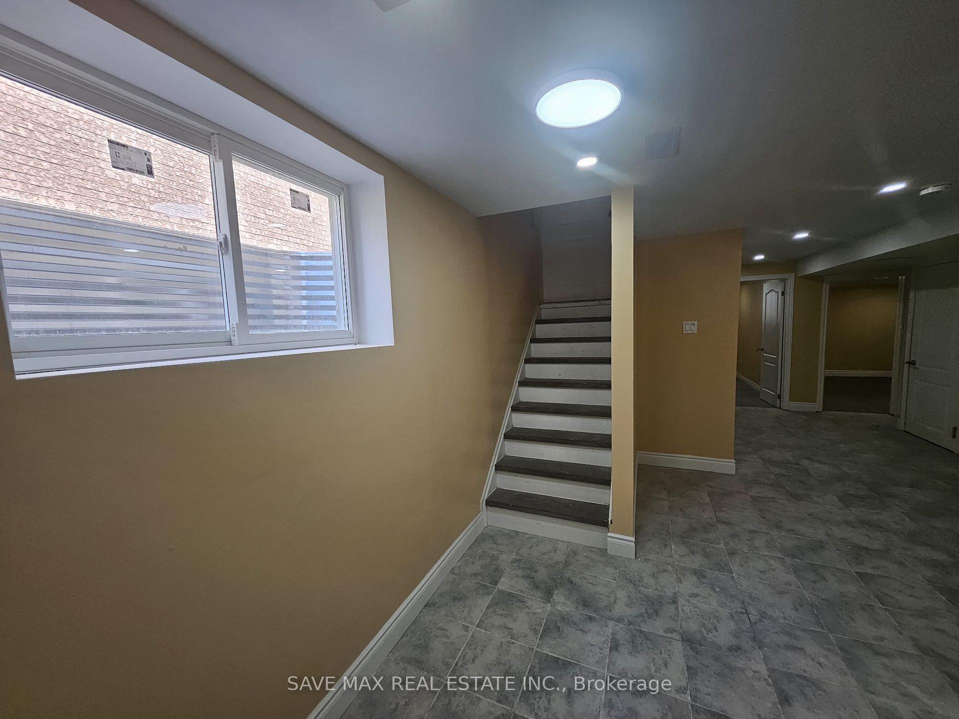 Photo 13 of Unit Basement, 75 Fountainbridge Drive, Caledon, Bolton East — HOMEH