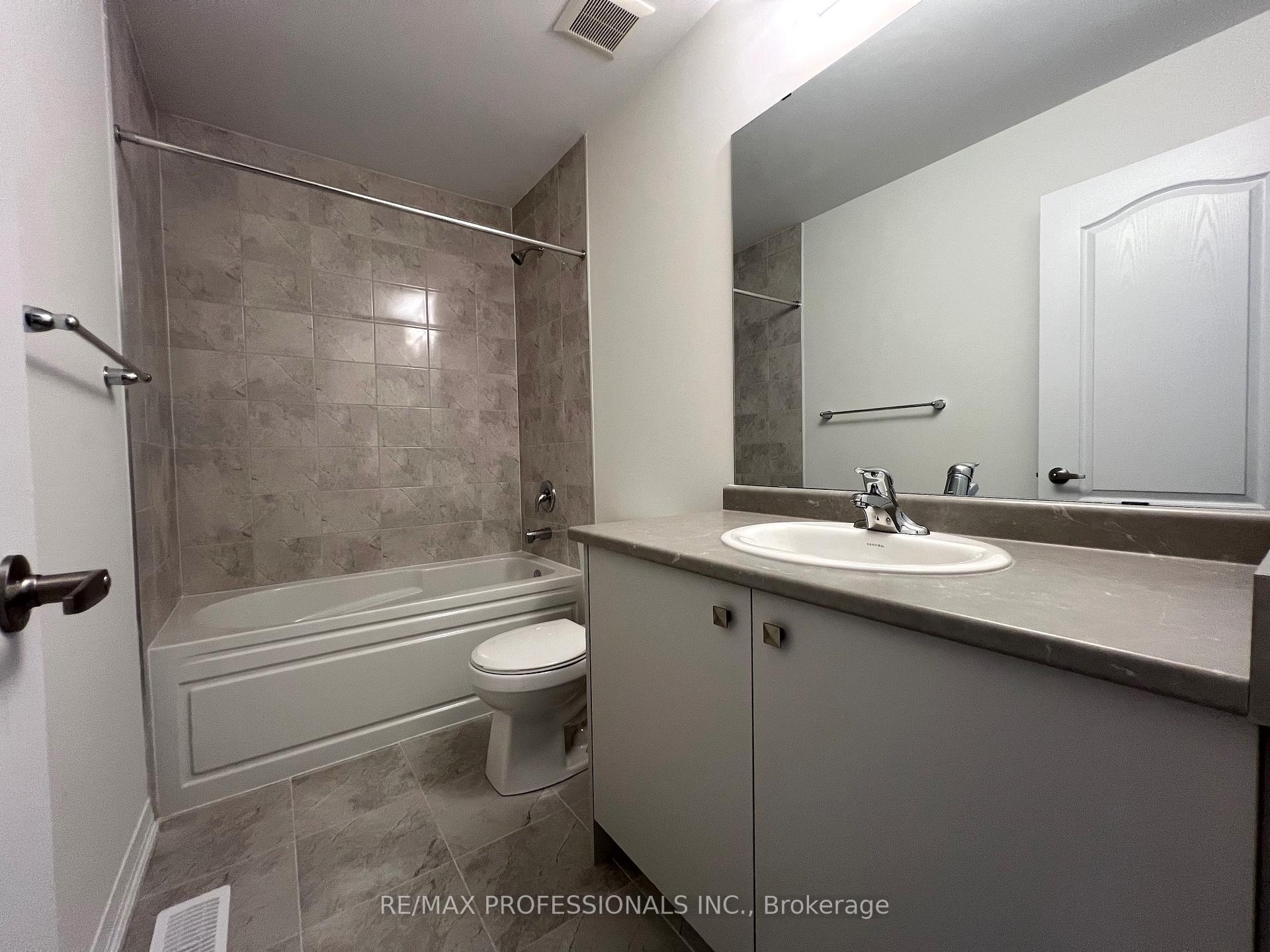 Photo 22 of 110 Granville Crescent, Haldimand — HOMEH