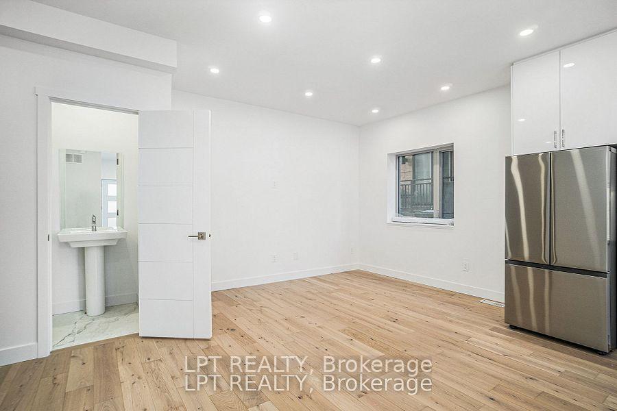 Photo 10 of Unit A, 14 Stevens Avenue, Ottawa, Vanier — HOMEH