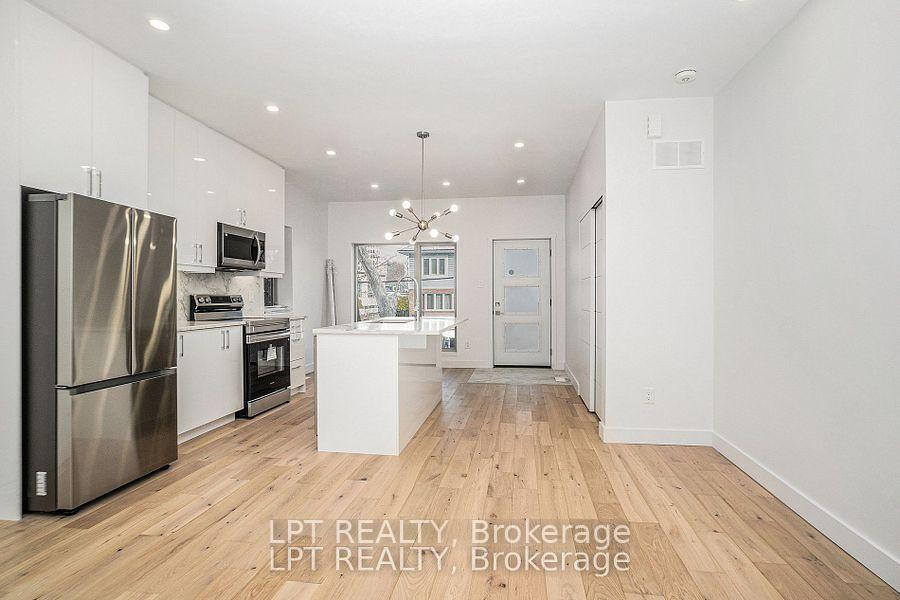Photo 13 of Unit A, 14 Stevens Avenue, Ottawa, Vanier — HOMEH