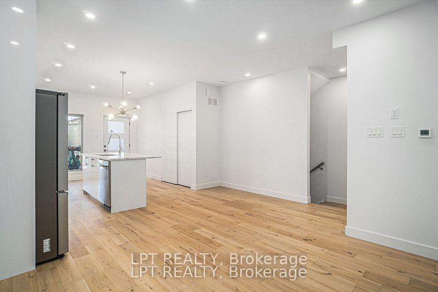 Photo 16 of Unit A, 14 Stevens Avenue, Ottawa, Vanier — HOMEH