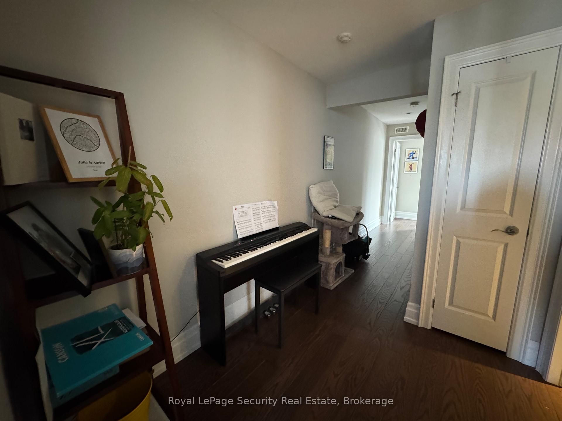 Photo 10 of Unit 1, 62 Lippincott Street, Toronto, Kensington-Chinatown — HOMEH