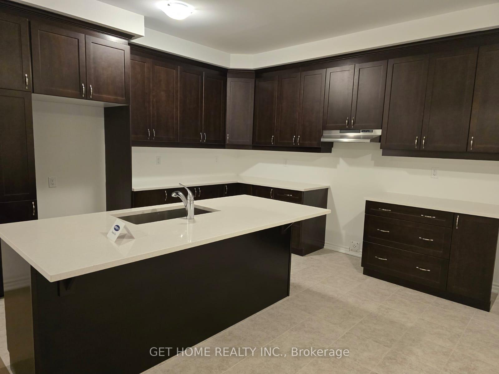 Photo 5 of 2883 Foxden Square, Pickering, Rural Pickering — HOMEH