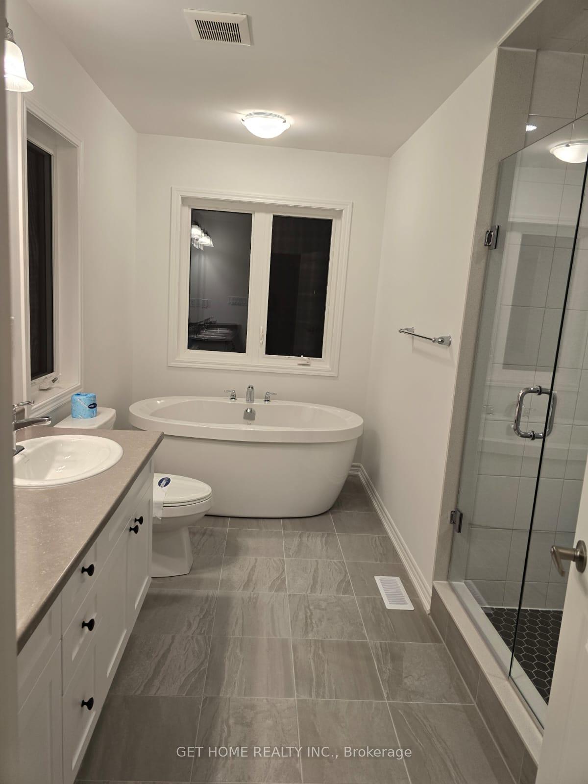 Photo 13 of 2883 Foxden Square, Pickering, Rural Pickering — HOMEH
