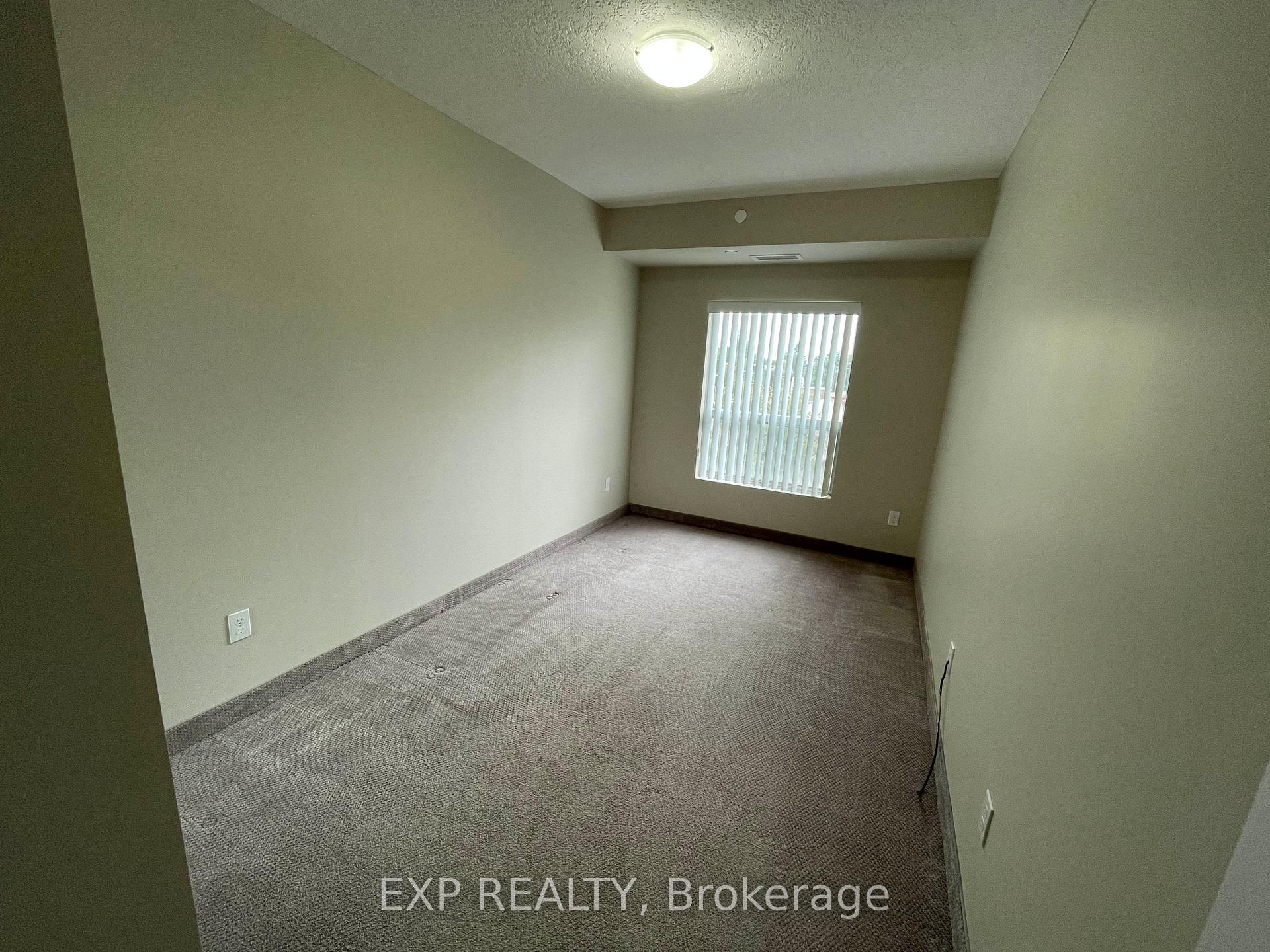 Photo 3 of Unit 411, 239 Auburn Drive, Waterloo — HOMEH