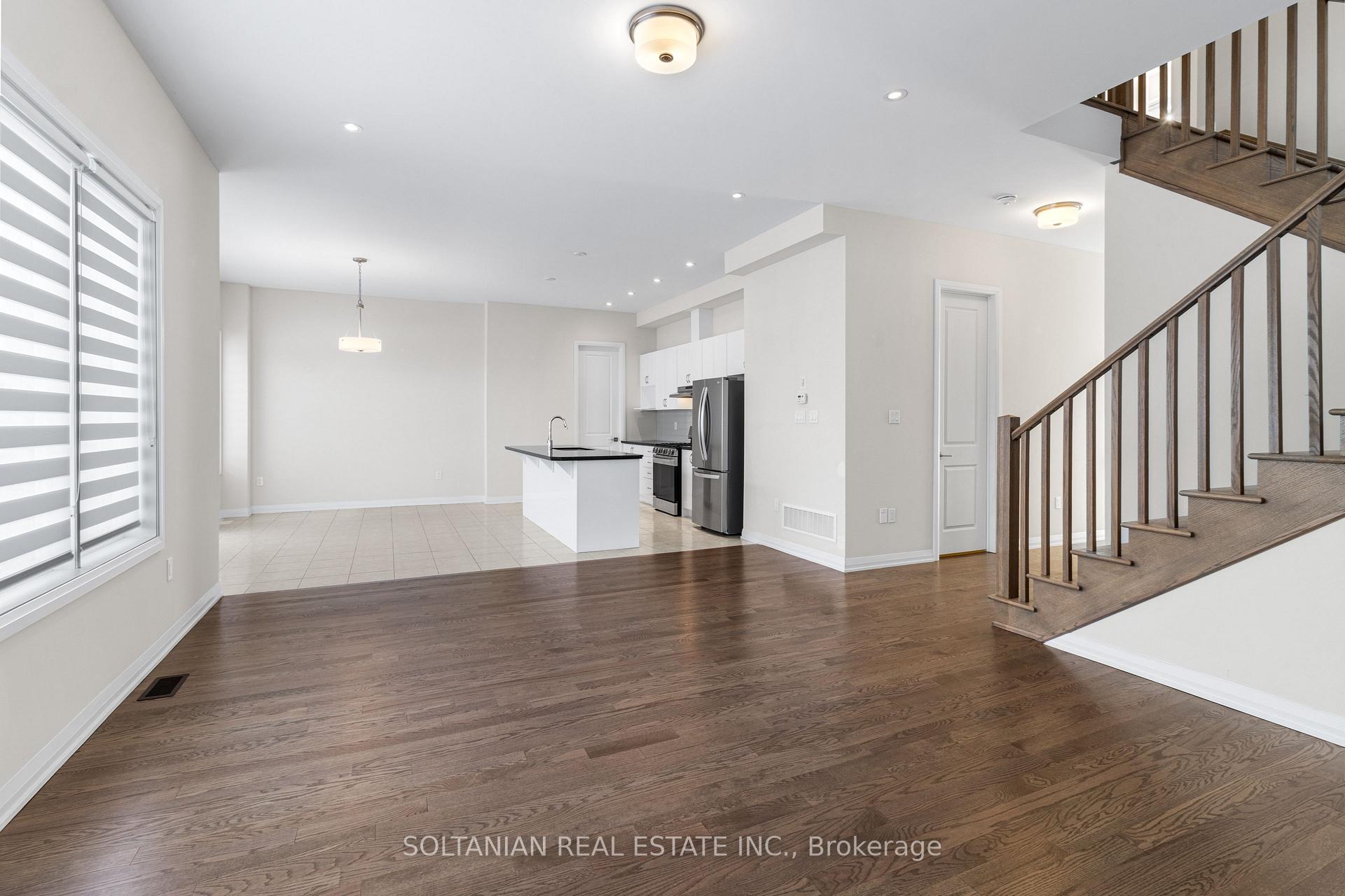 Photo 11 of 3725 Lakepoint Drive E, Orillia — HOMEH