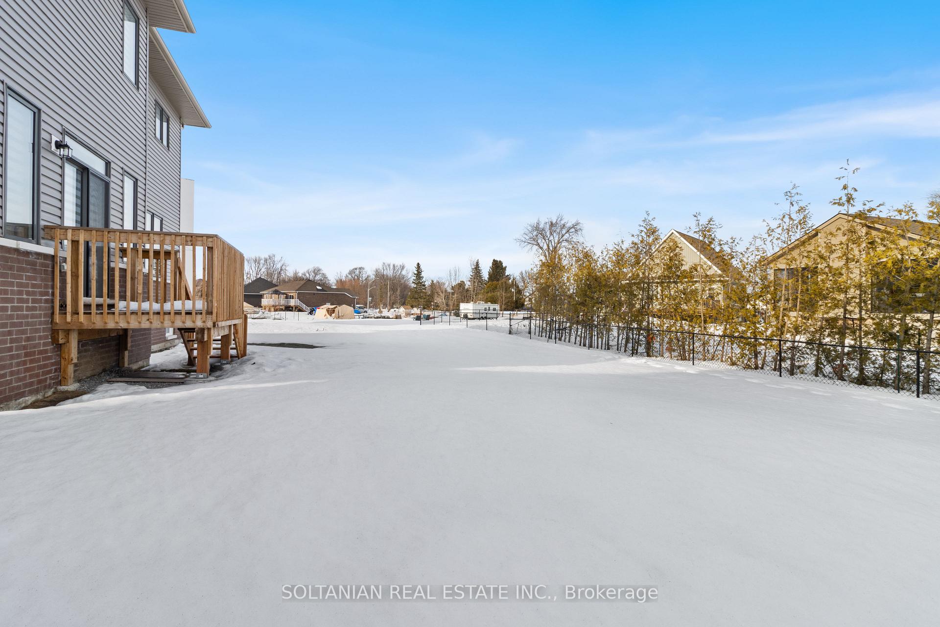 Photo 35 of 3725 Lakepoint Drive E, Orillia — HOMEH
