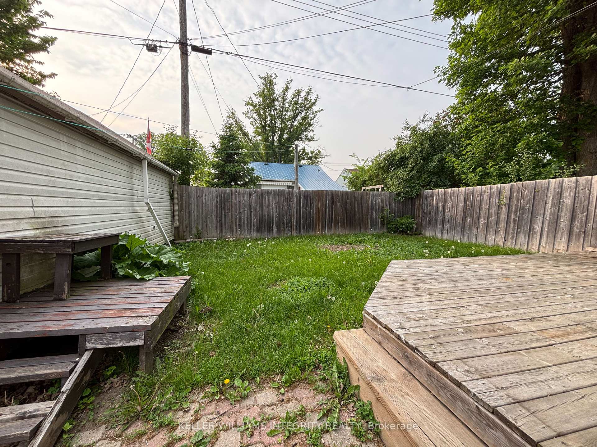 Photo 20 of 158 Cameron Avenue, Renfrew — HOMEH