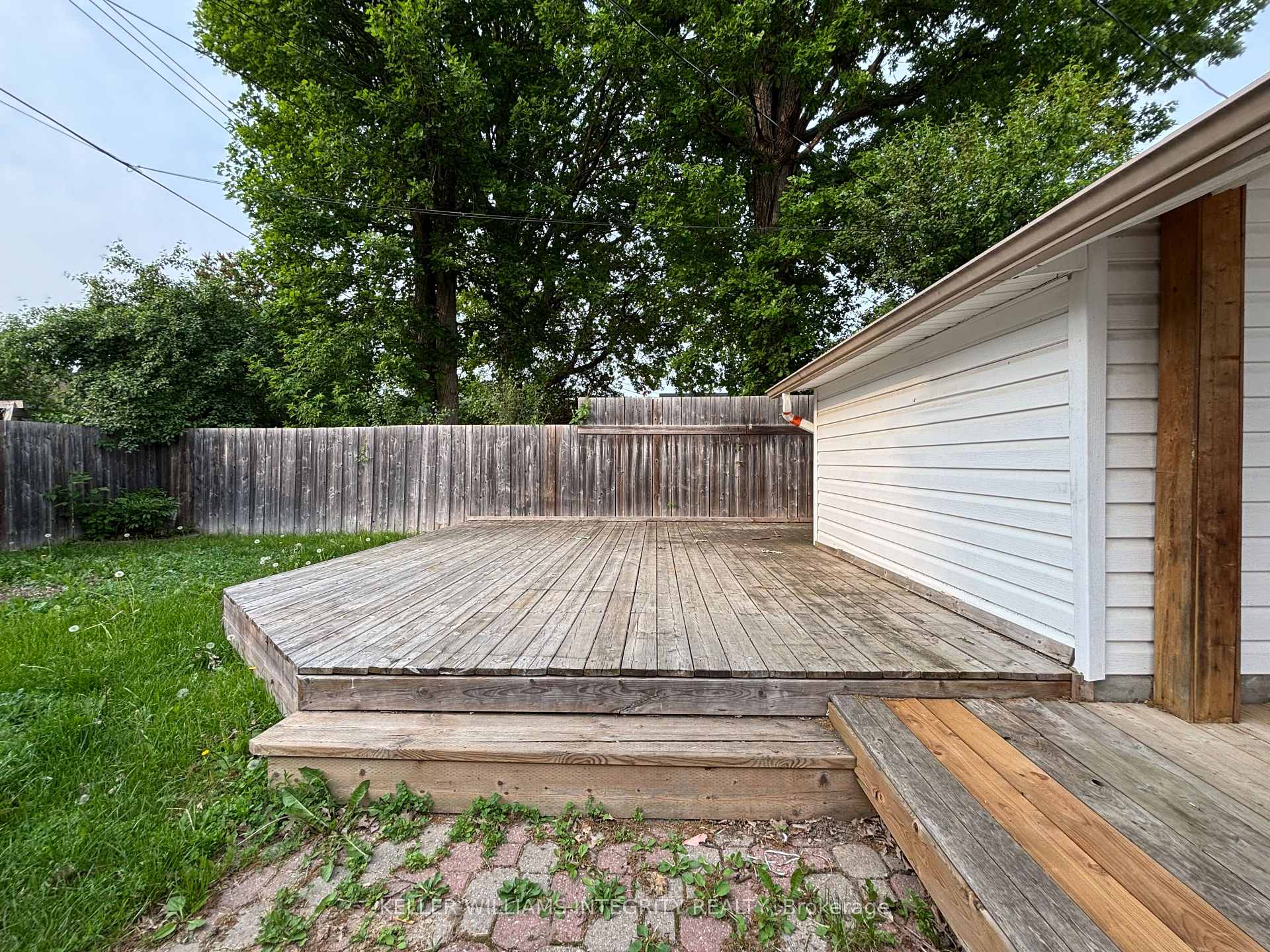 Photo 22 of 158 Cameron Avenue, Renfrew — HOMEH