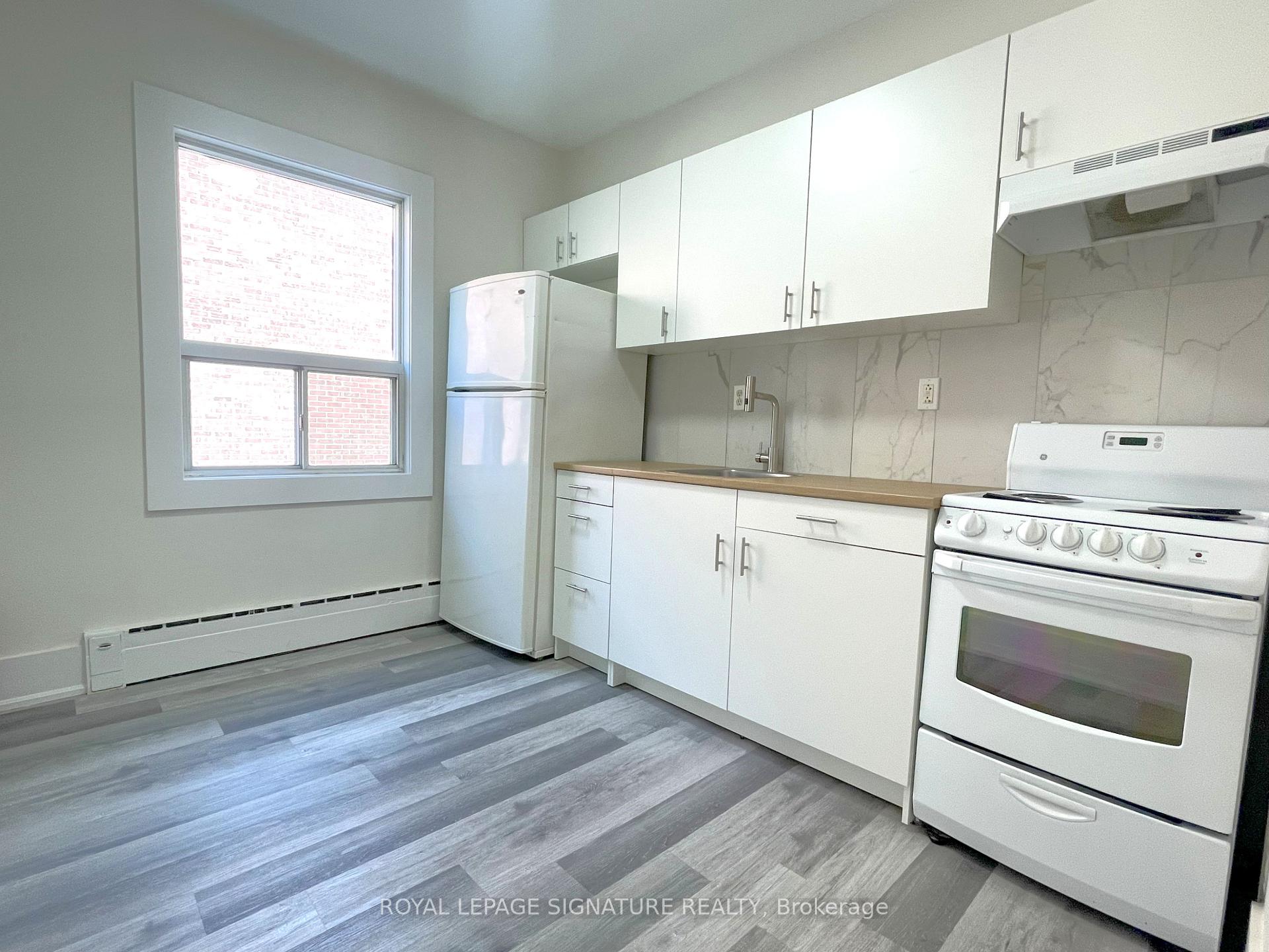 Photo 12 of Unit Main, 167 Barker Avenue, Toronto, Woodbine-Lumsden — HOMEH