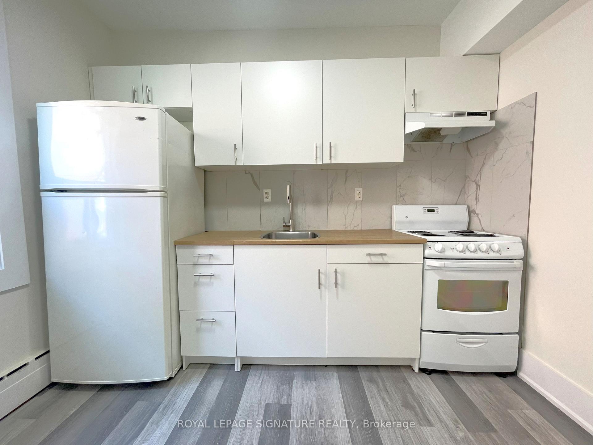Photo 13 of Unit Main, 167 Barker Avenue, Toronto, Woodbine-Lumsden — HOMEH