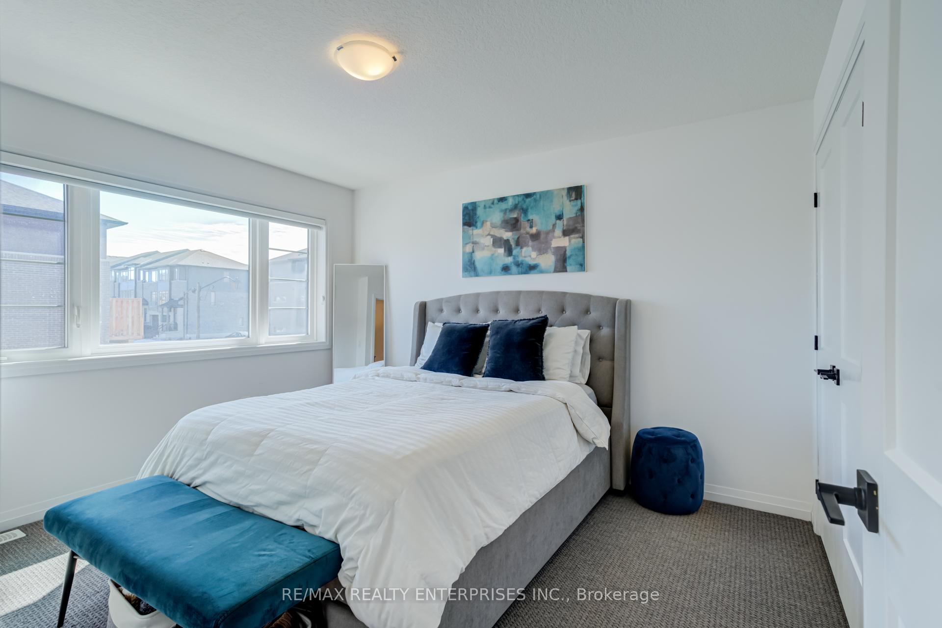 Photo 31 of Unit 2, 61 Soho Street, Hamilton, Stoney Creek — HOMEH