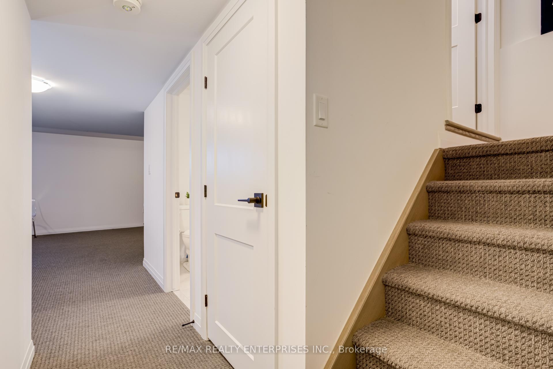 Photo 34 of Unit 2, 61 Soho Street, Hamilton, Stoney Creek — HOMEH