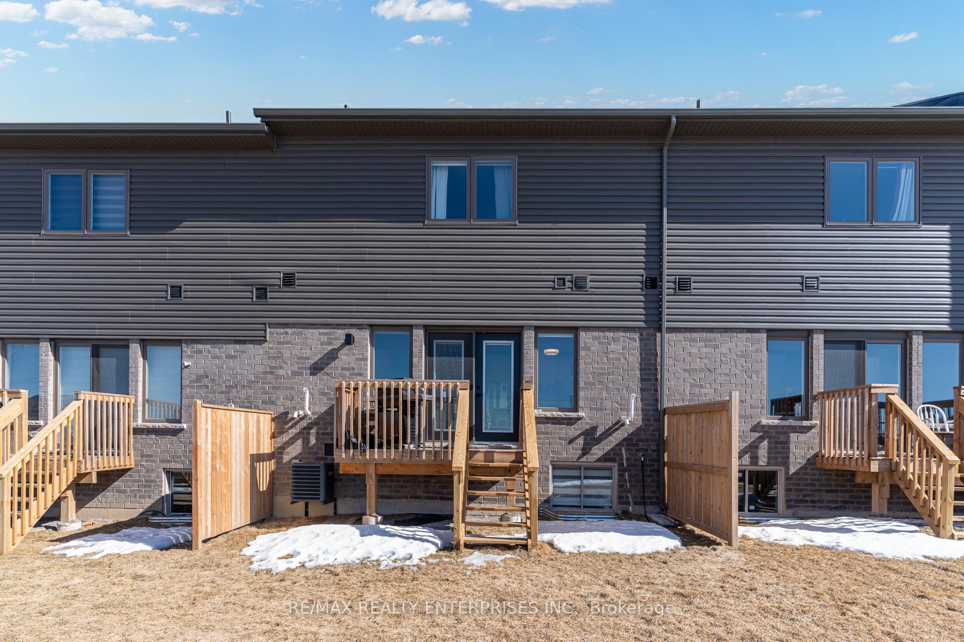 Photo 42 of Unit 2, 61 Soho Street, Hamilton, Stoney Creek — HOMEH