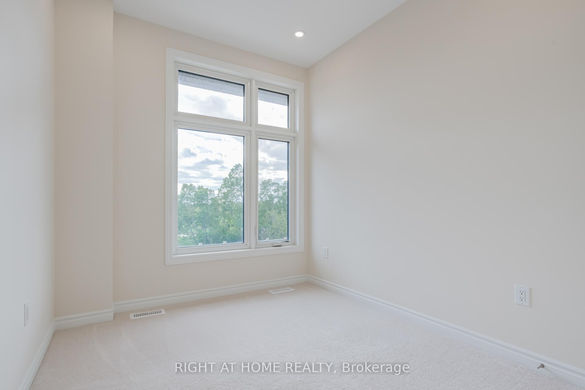 Photo 30 of 25 Drainie Street, Vaughan, Elder Mills — HOMEH