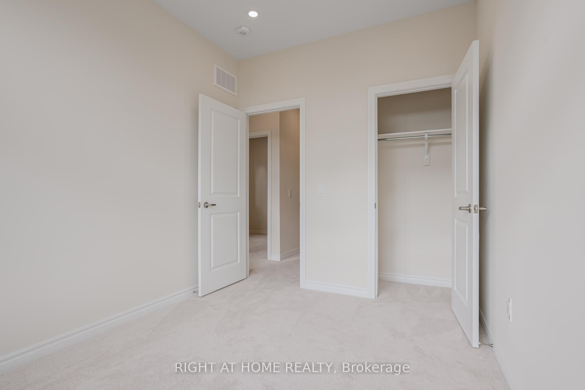 Photo 37 of 25 Drainie Street, Vaughan, Elder Mills — HOMEH