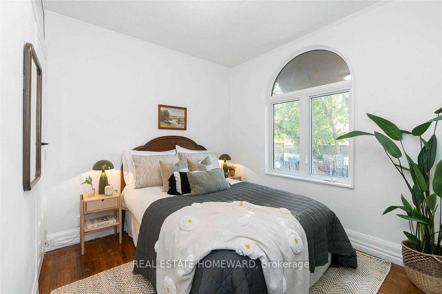 Photo 10 of 239 Craven Road, Toronto, Greenwood-Coxwell — HOMEH
