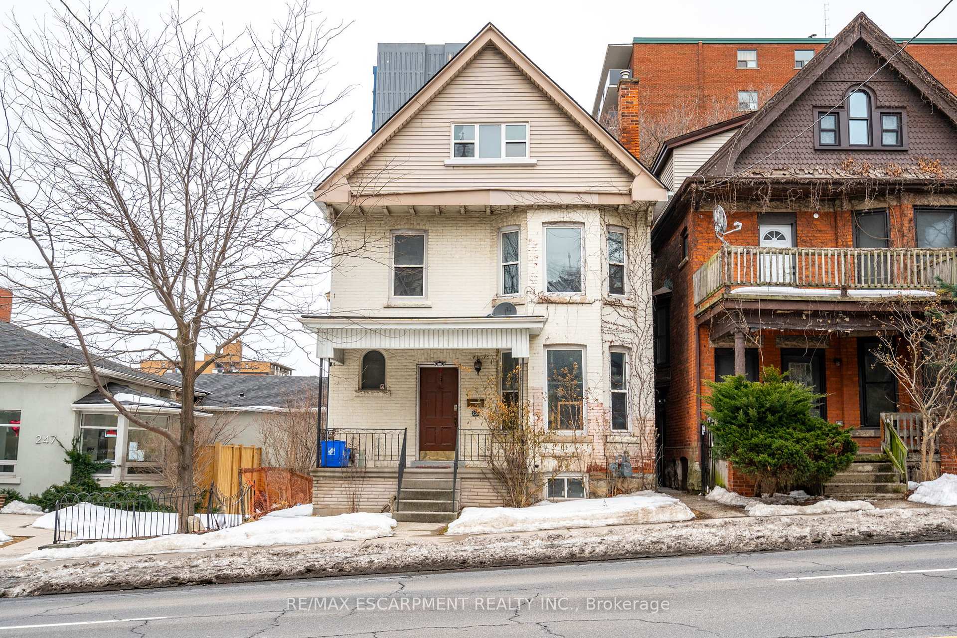 Photo 1 of Unit UPPER, 255 John Street S, Hamilton, Corktown — HOMEH
