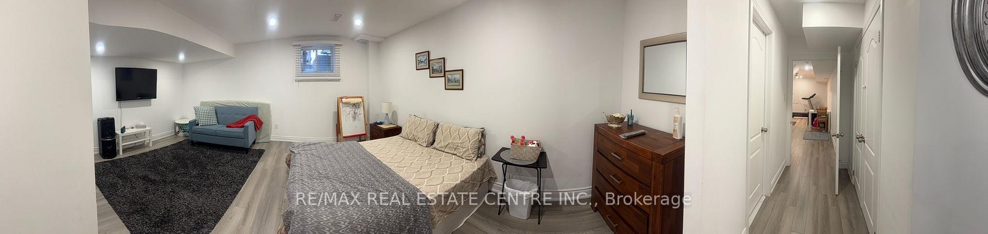 Photo 9 of 4 Little Britain Crescent, Brampton, Bram West — HOMEH