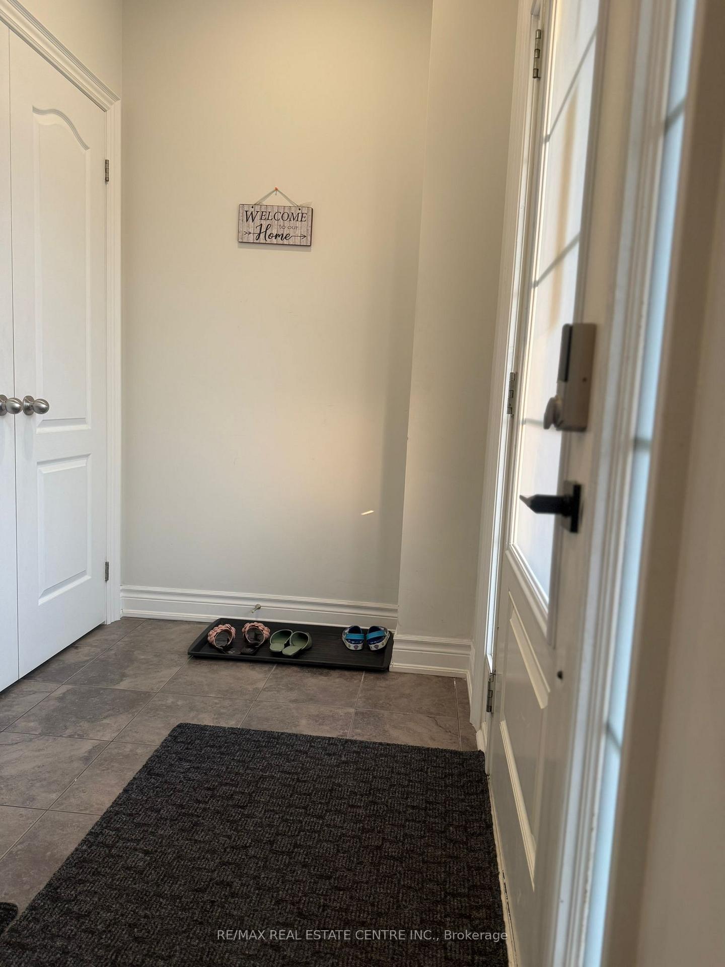 Photo 20 of 4 Little Britain Crescent, Brampton, Bram West — HOMEH