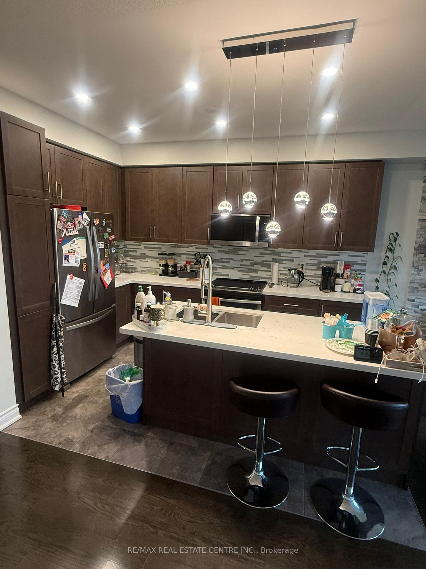 Photo 21 of 4 Little Britain Crescent, Brampton, Bram West — HOMEH