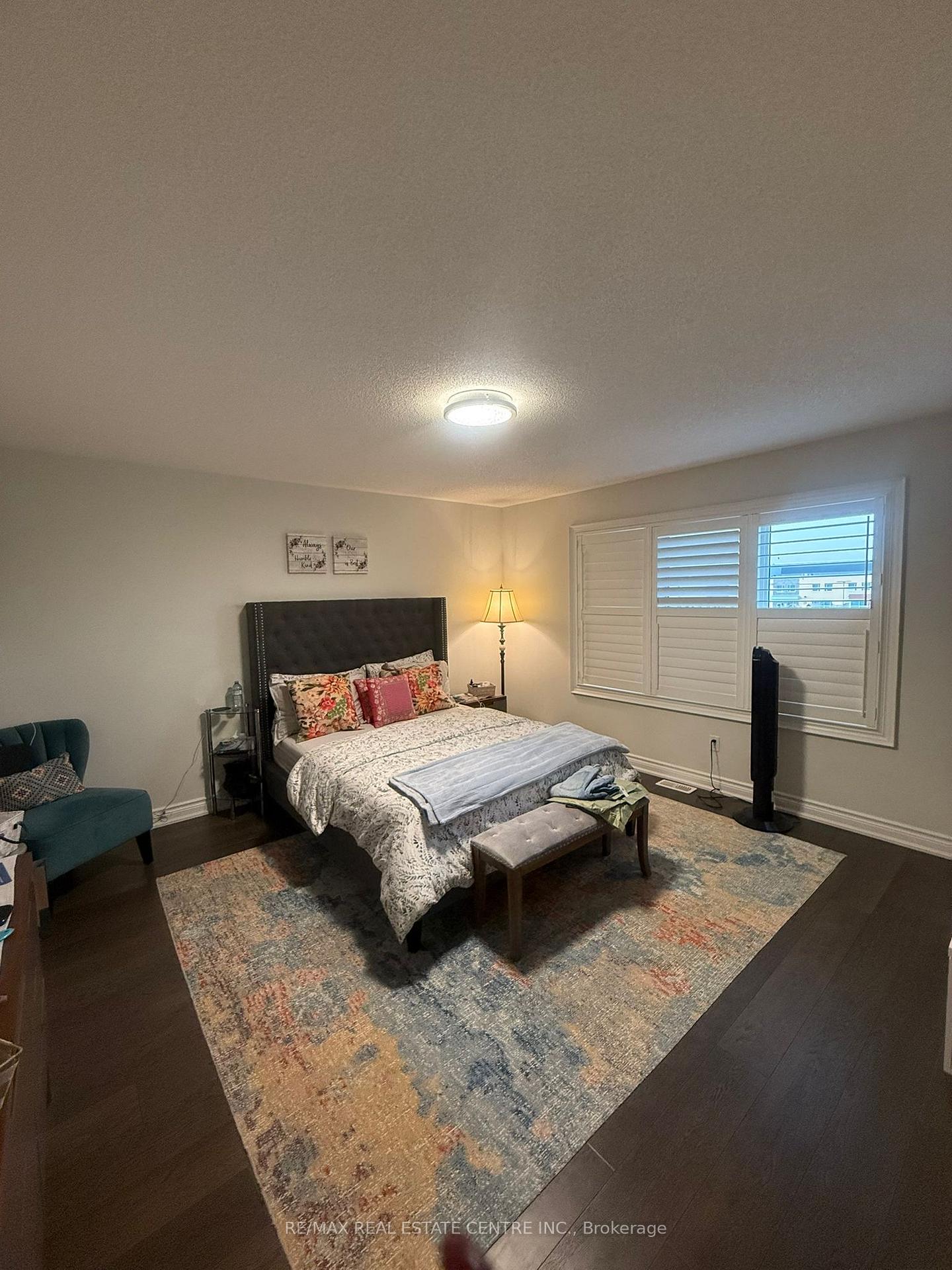 Photo 35 of 4 Little Britain Crescent, Brampton, Bram West — HOMEH