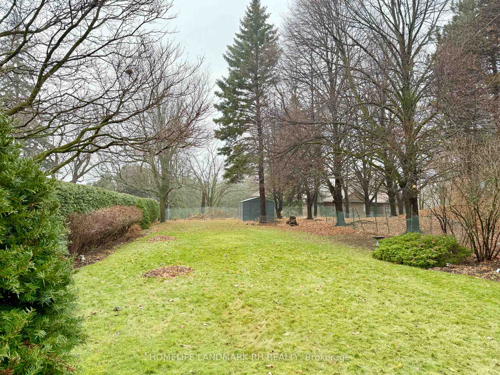 Photo 12 of 10 Montgomery Court, Markham, Buttonville — HOMEH