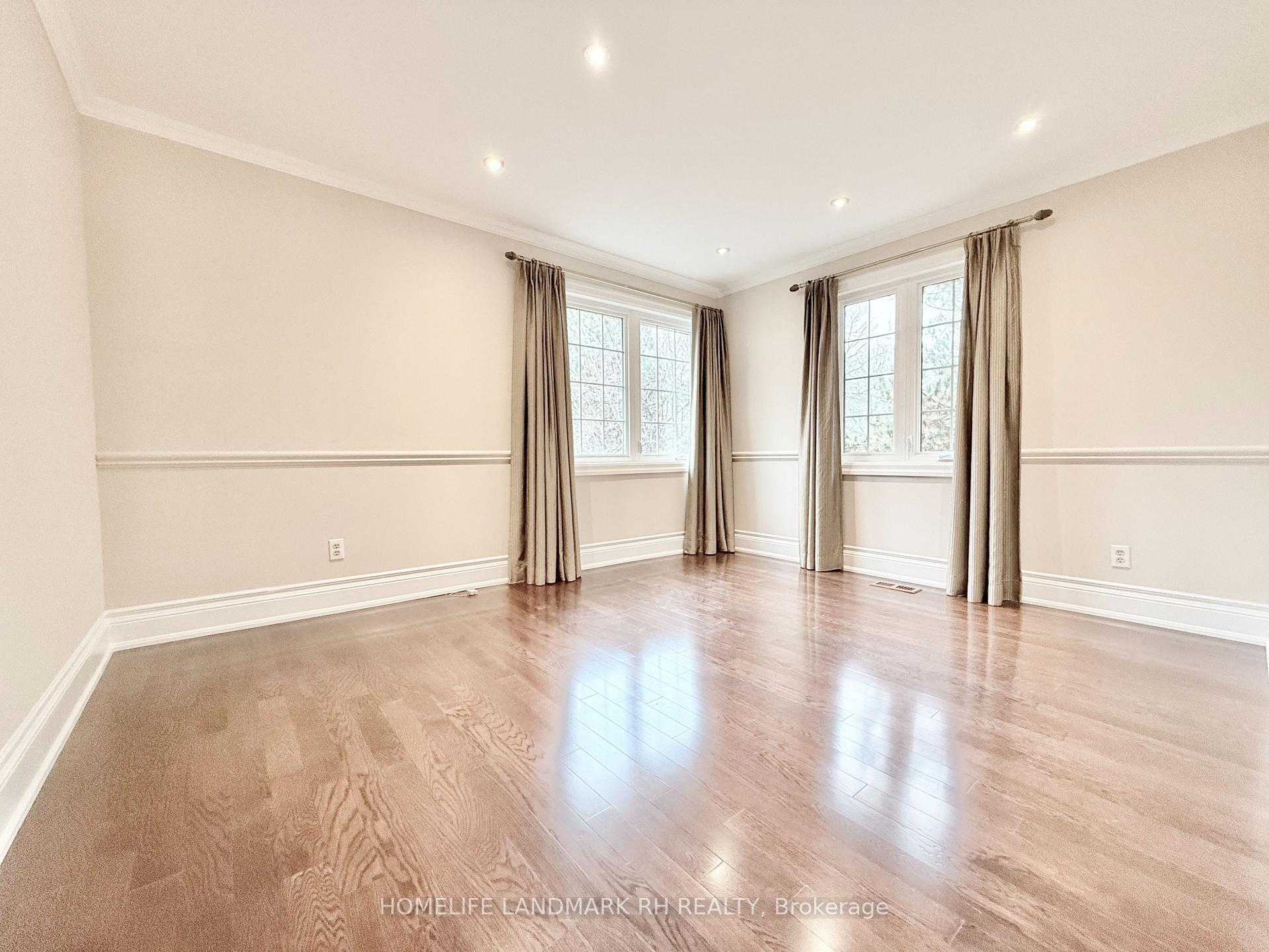 Photo 18 of 10 Montgomery Court, Markham, Buttonville — HOMEH