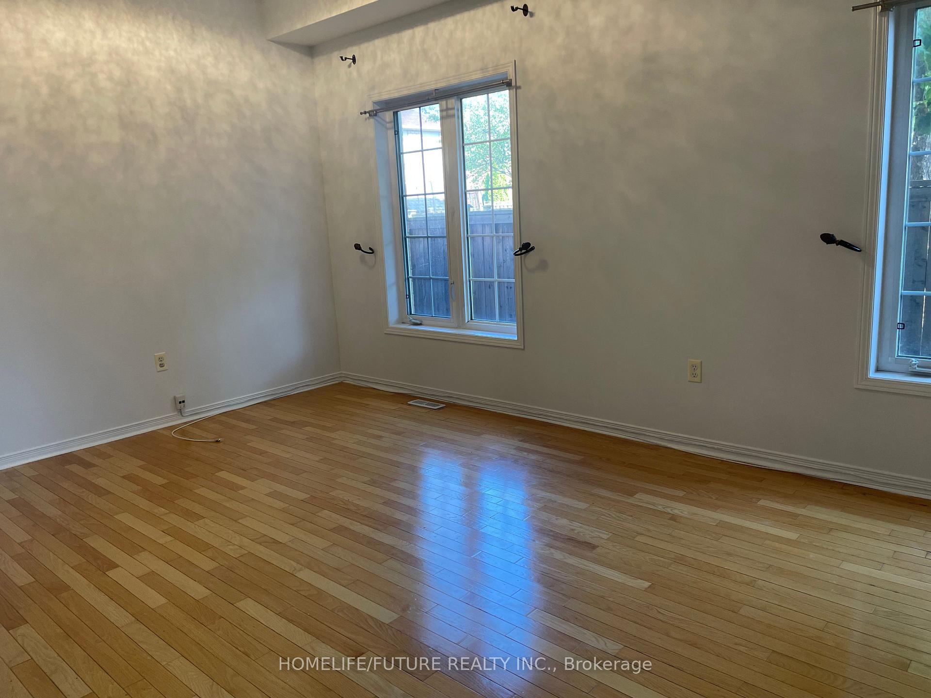 Photo 4 of 78 Jack Monkman Crescent, Markham, Cedarwood — HOMEH