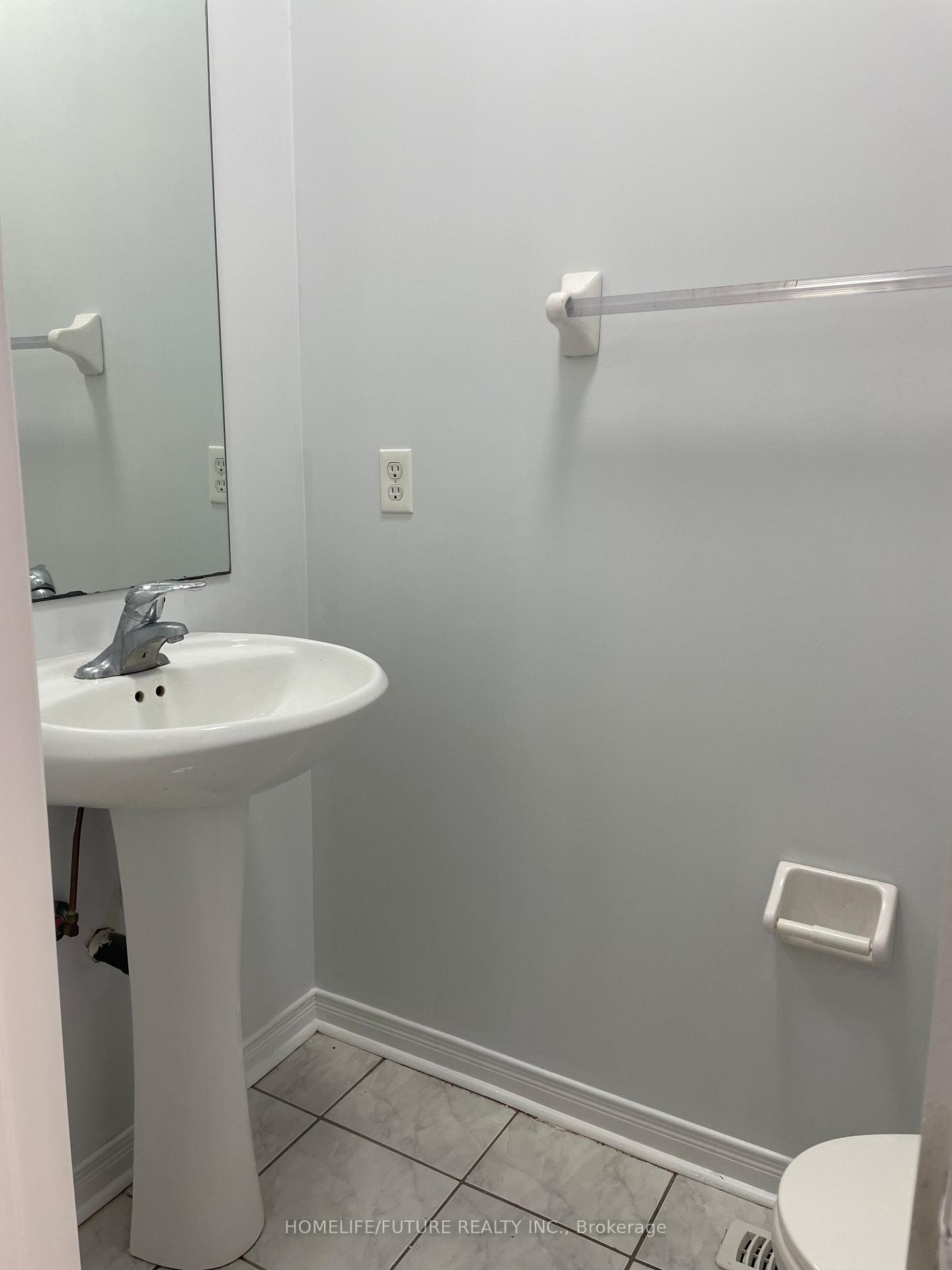 Photo 5 of 78 Jack Monkman Crescent, Markham, Cedarwood — HOMEH